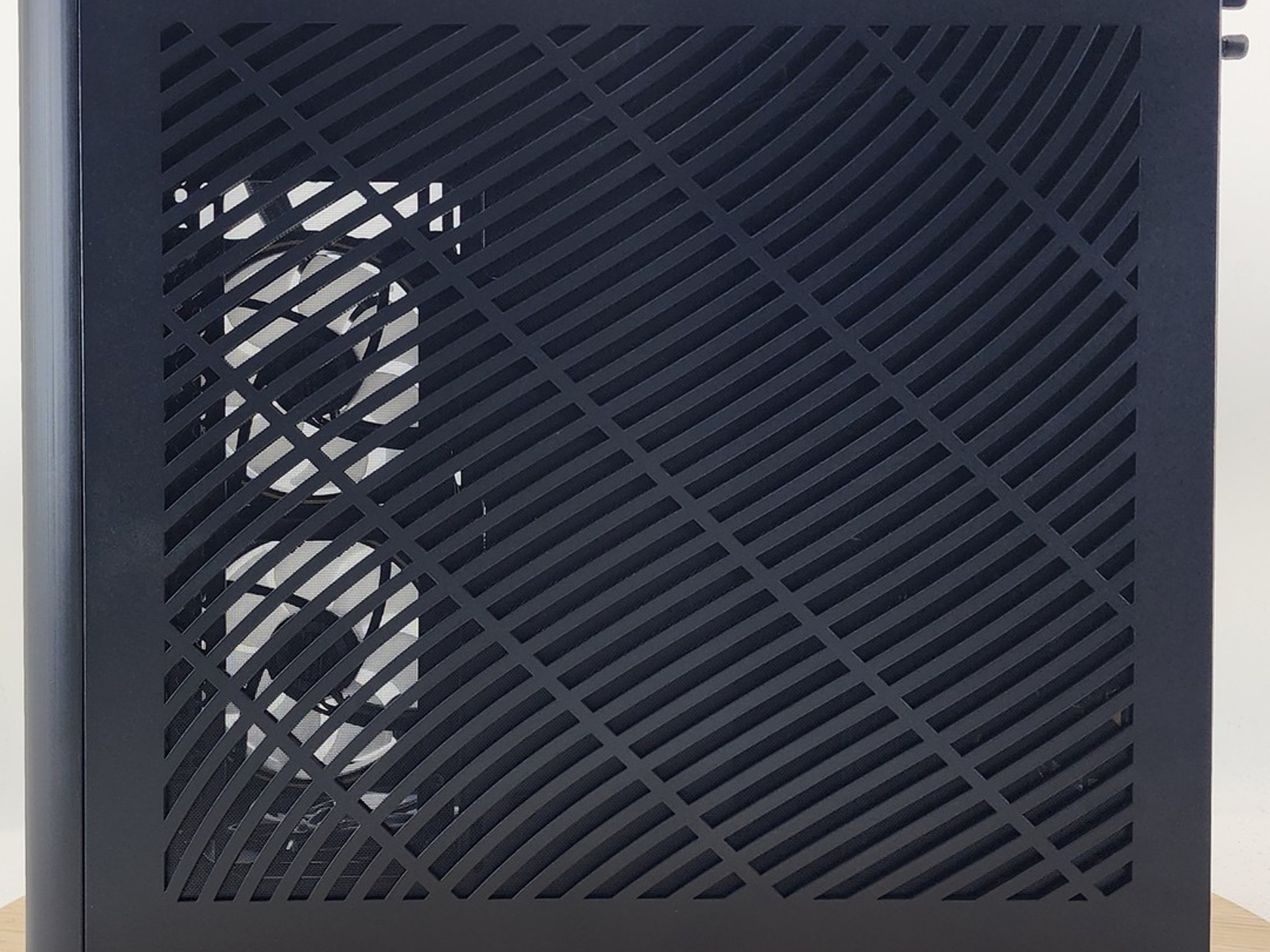 Gaming PC Ryzen 7 7800X3D 32GB RAM 1TB SSD RTX 4070 Ti 12GB Windows 11 Computer