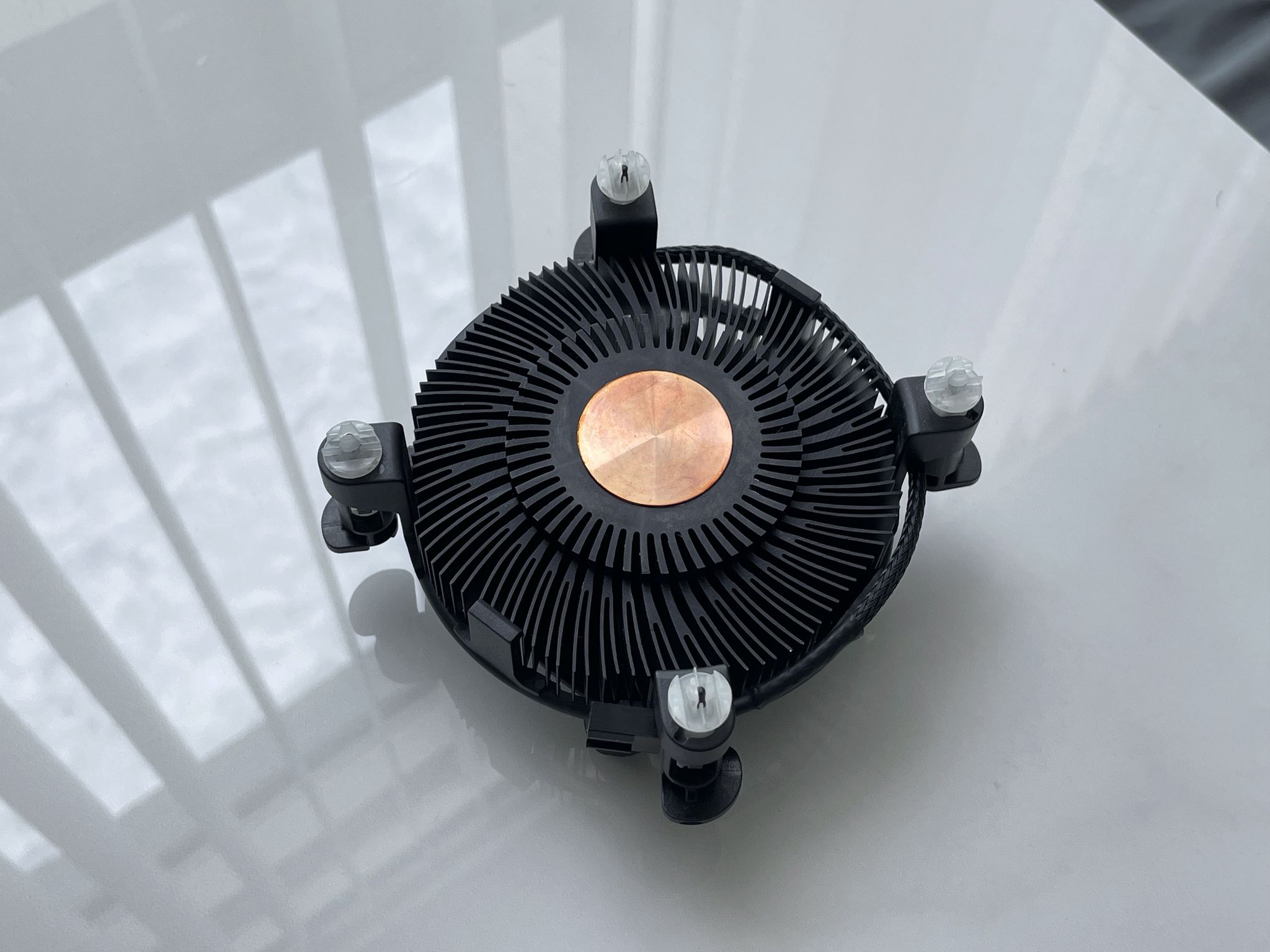 Intel Copper Core Aluminum Heatsink Low Profile LGA 1200/115X 4-Pin Stock Cooler - Black