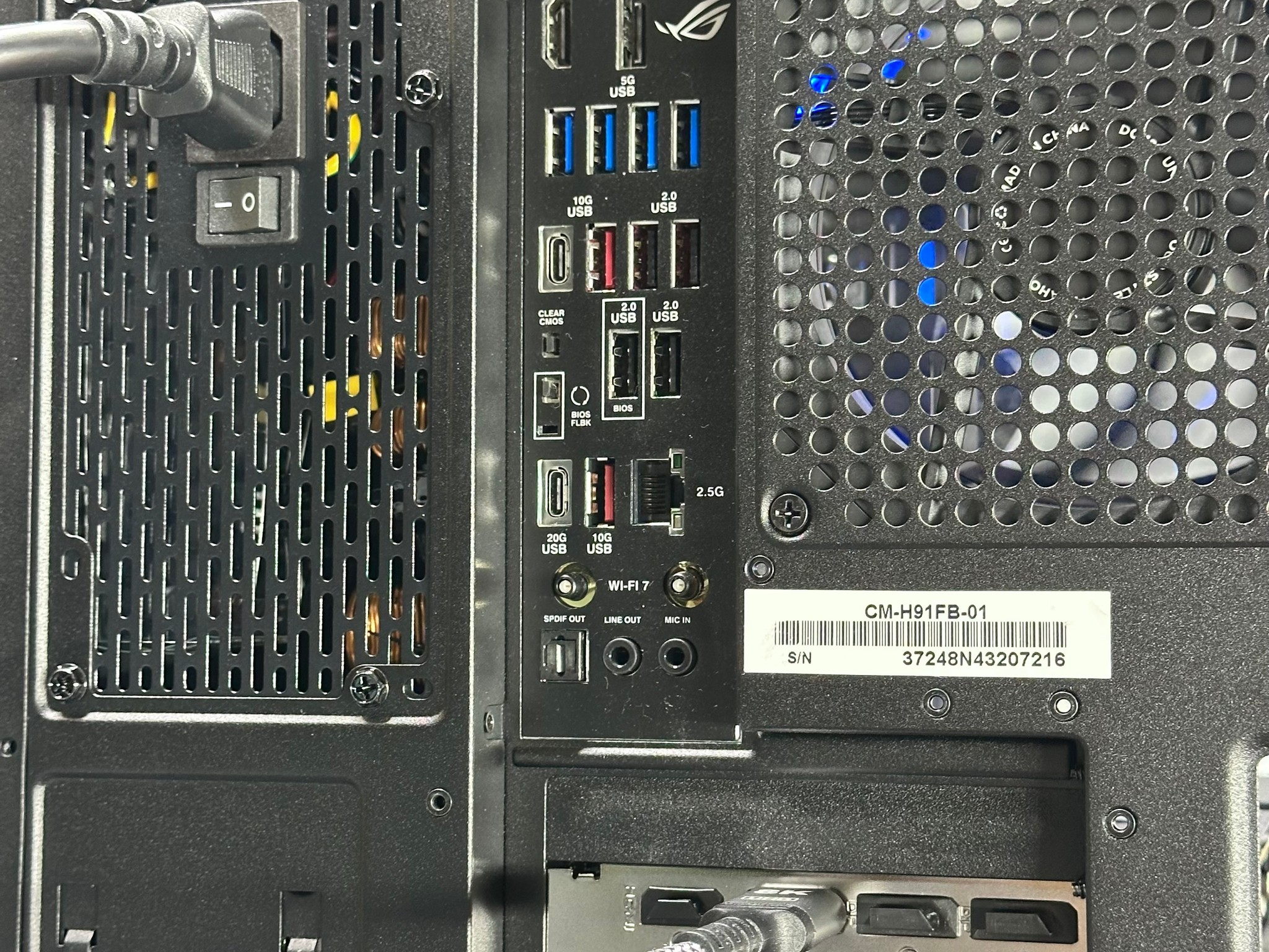 RTX 5070 Ti / Ryzen 7 9800X3D / 32GB 6000MHz CL30 DDR5 / 2TB crucial ssd / Windows 11 by
