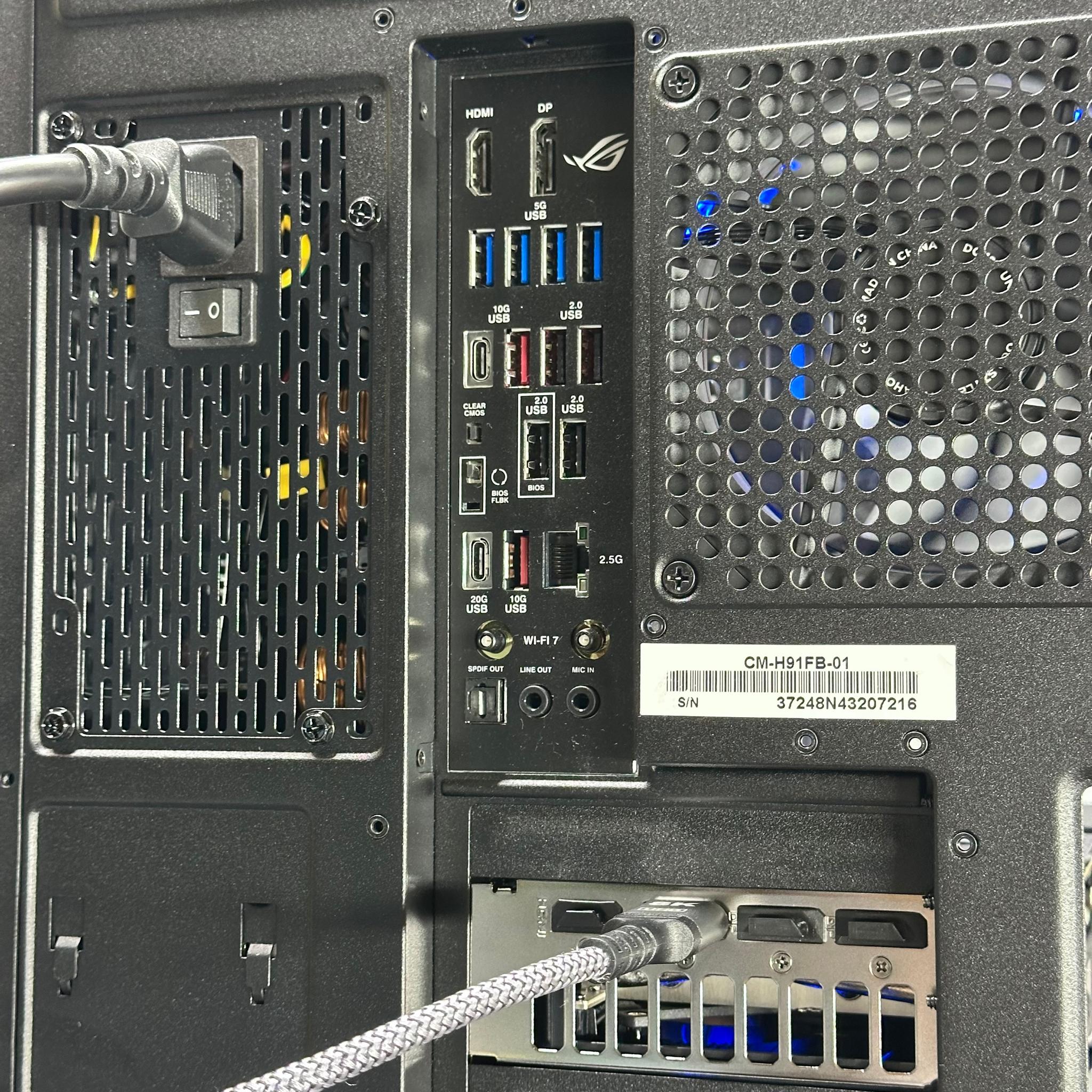 RTX 5070 Ti / Ryzen 7 9800X3D / 32GB 6000MHz CL30 DDR5 / 2TB crucial ssd / Windows 11 by
