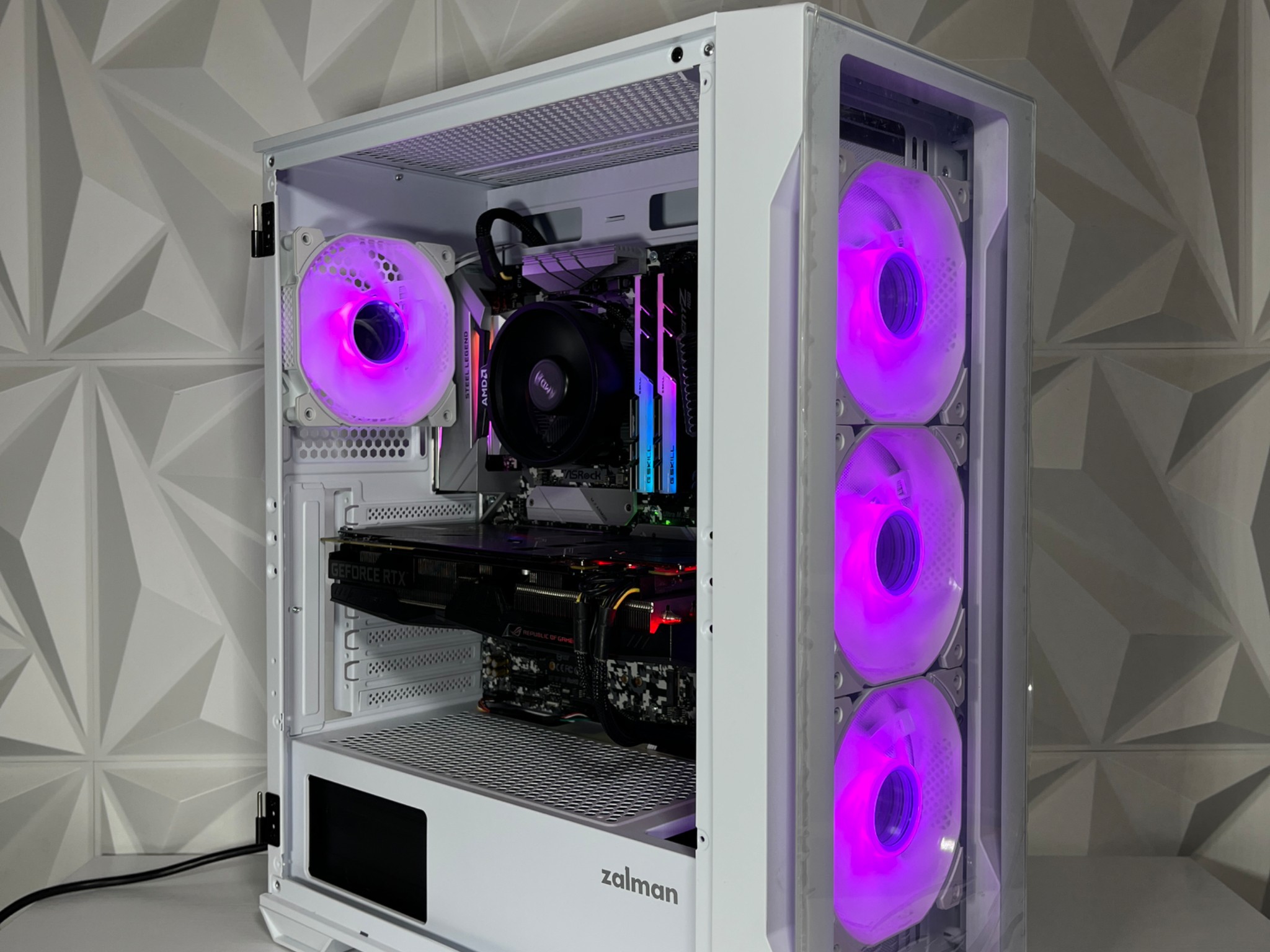 RTX 2060 6GB, Ryzen 7 2700X, 16GB RAM | White RGB Gaming Computer/PC