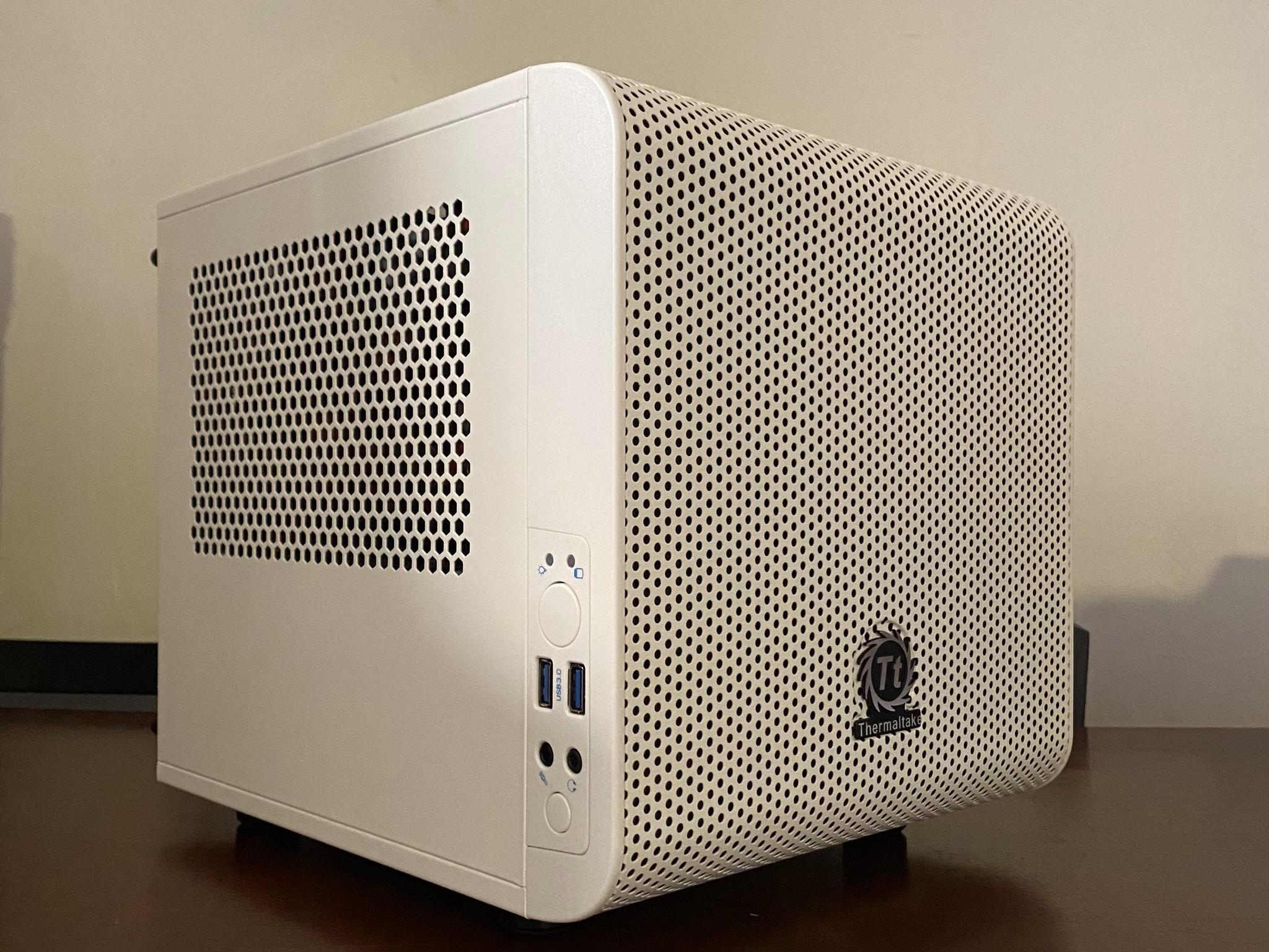 Small Form Factor White Gaming Pc
