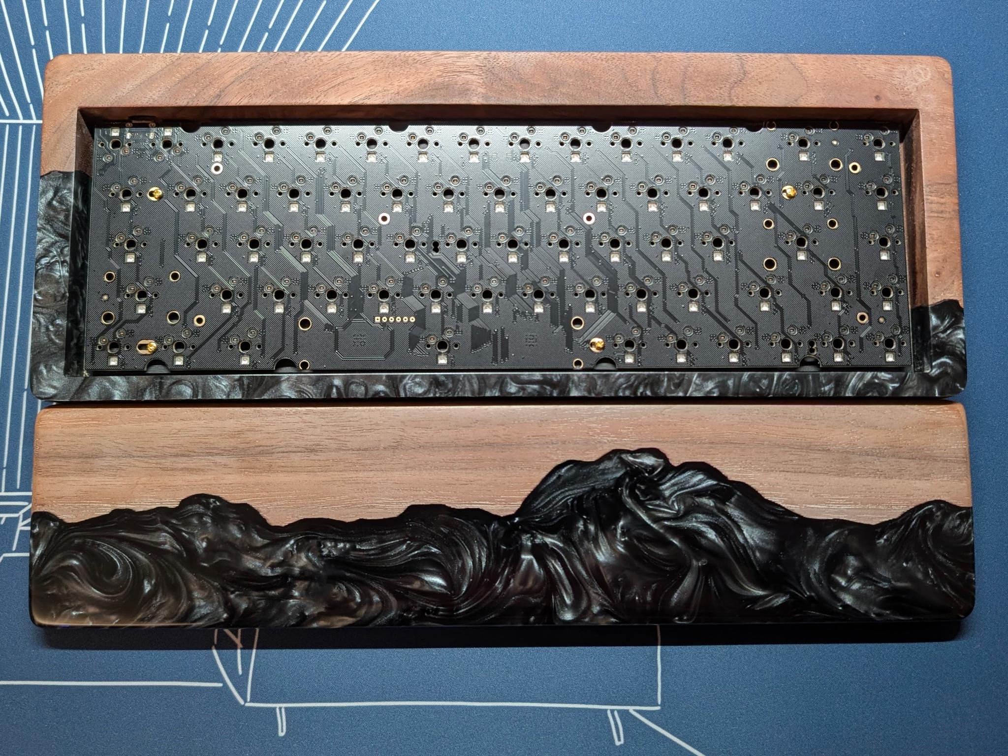 Artisan Walnut Wood Black Resin 65% Keyboard Case & Wrist Rest + DZ65 RGB V3 PCB