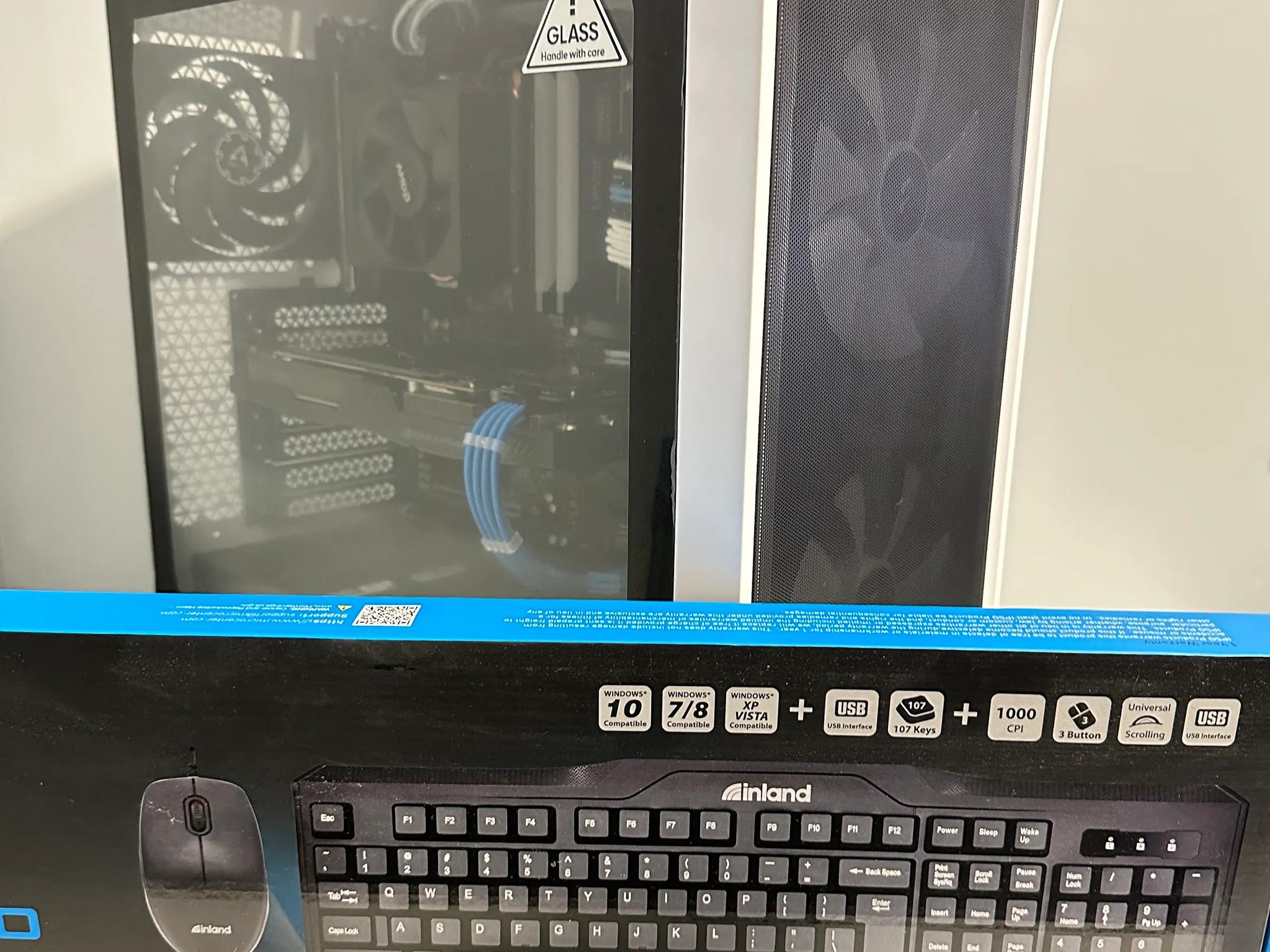 Ryzen 7 1700X/Nvidia GTX 1070 8GB Custom White RGB Gaming PC W/ Keyboard & Mouse