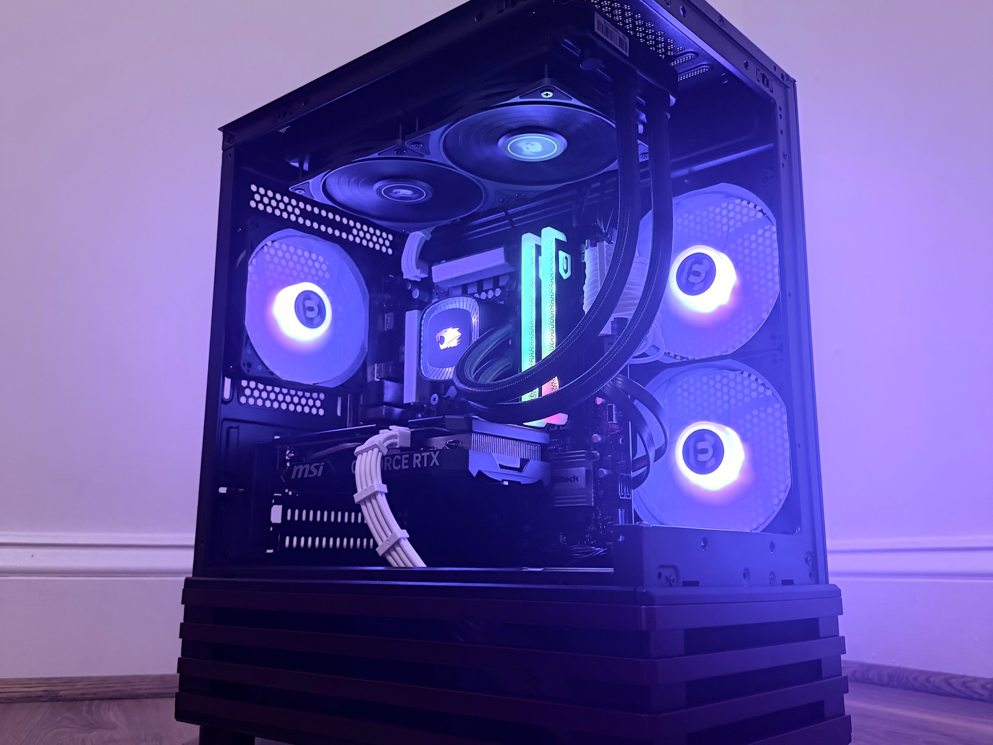 ⚫️"Carbon Pulse "⚫️| 1440p Gaming | Intel i7 13700F | RTX 4060 Ti 16GB | 32B DDR5 Ram | 2TB Storage