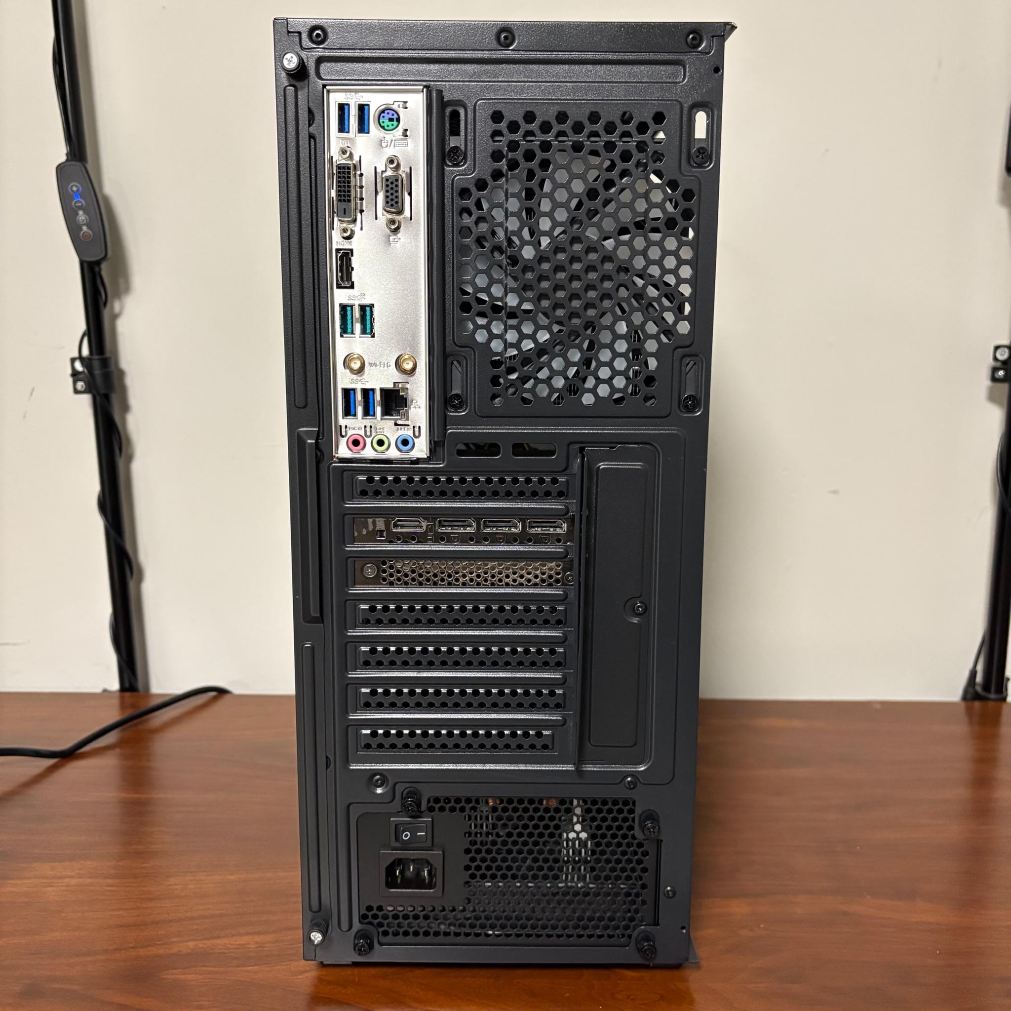 RTX 3070 | Ryzen 9 5900X | 32GB DDR4 | 1TB SSD | 700W PSU | 4 x Fans