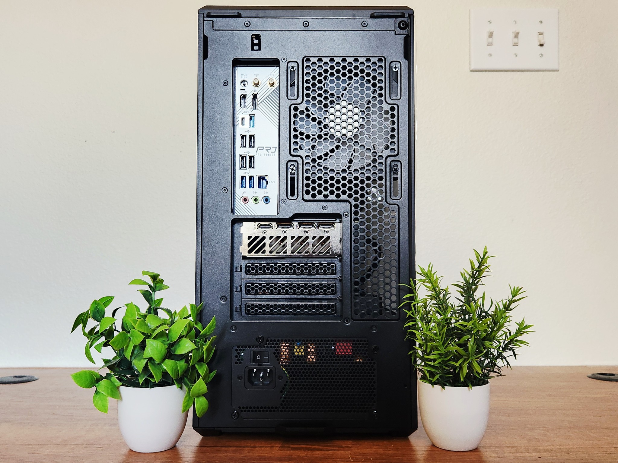 RTX 4070 Super | Ryzen 7 7700X | 32GB DDR5 | 2TB NVMe | WiFi + BT | WINDOWS 11 Pro |⭐Voyager⭐