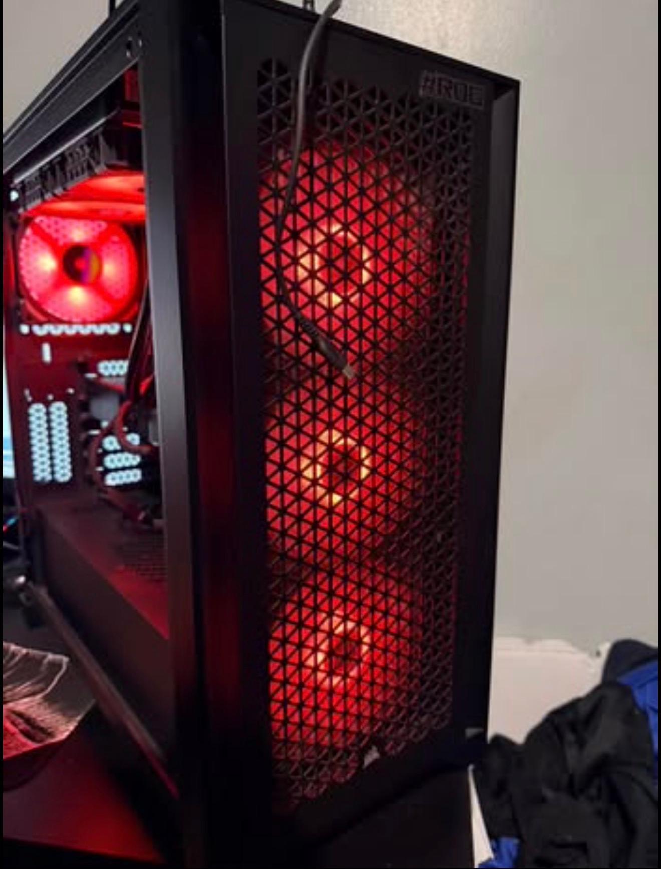 Custom Gaming PC Build