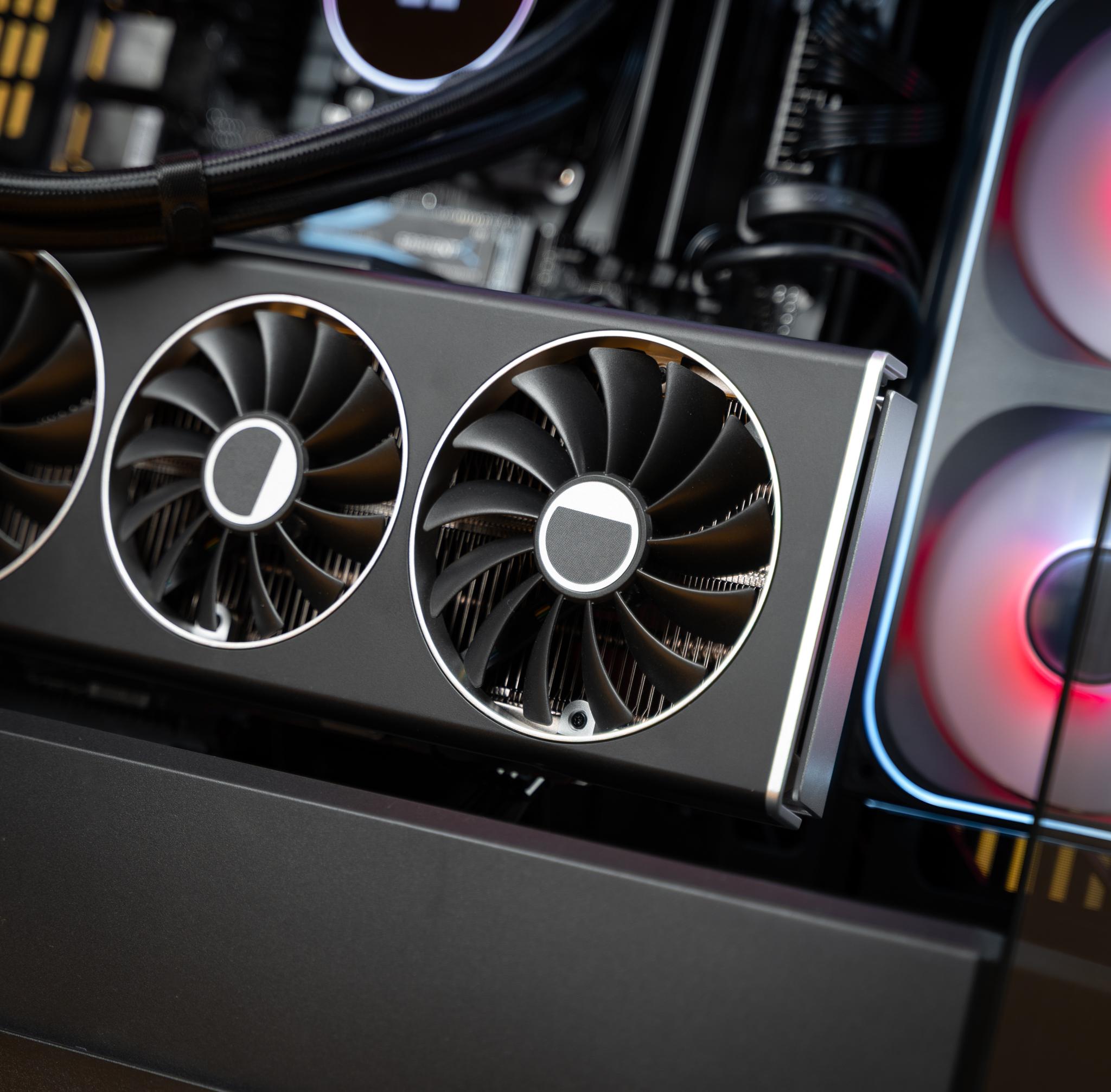 “Synthelis8” RX 7800 XT Ryzen 5 7600 32GB Windows 11 2TB 4K Powerhouse Gaming PC
