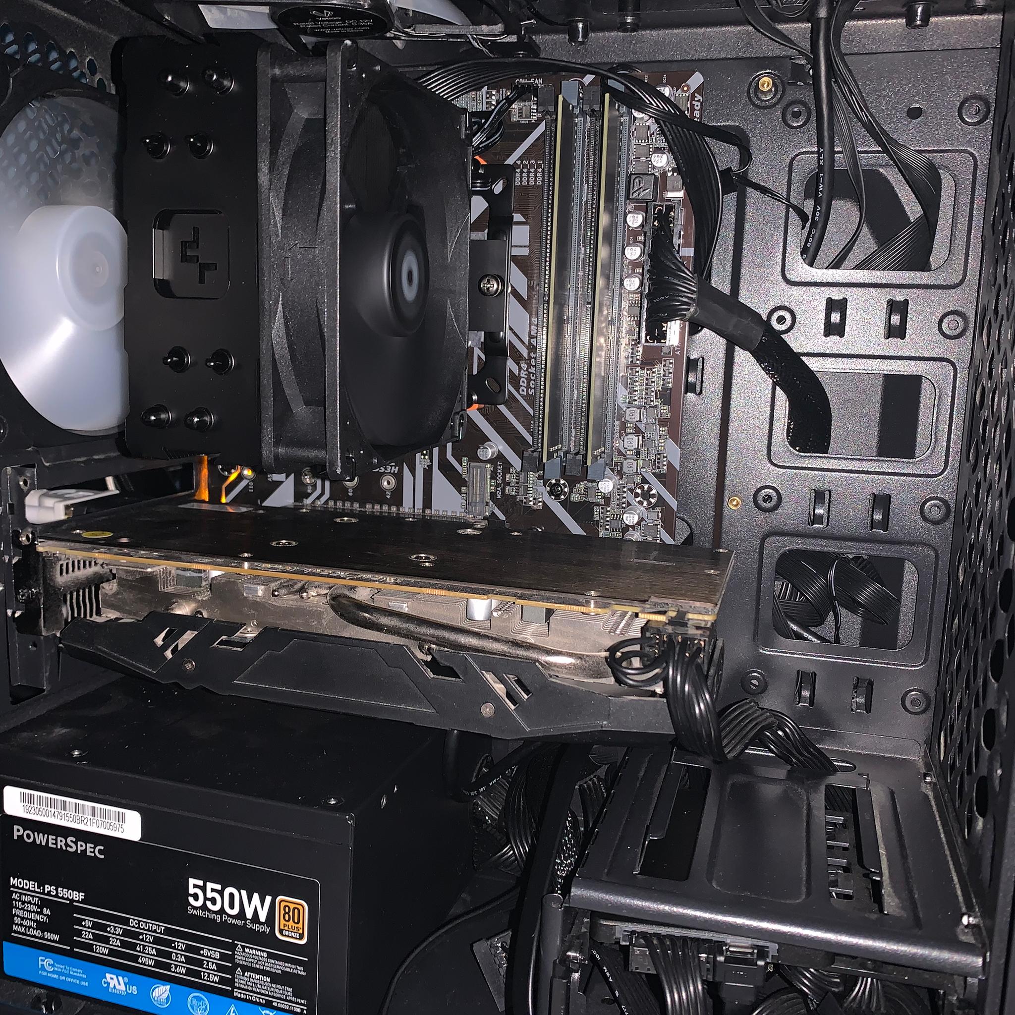 Customizable Gaming PC : Rx 580, AMD Ryzen 7, 16gb ddr4, 550w psu, 512gb ssd
