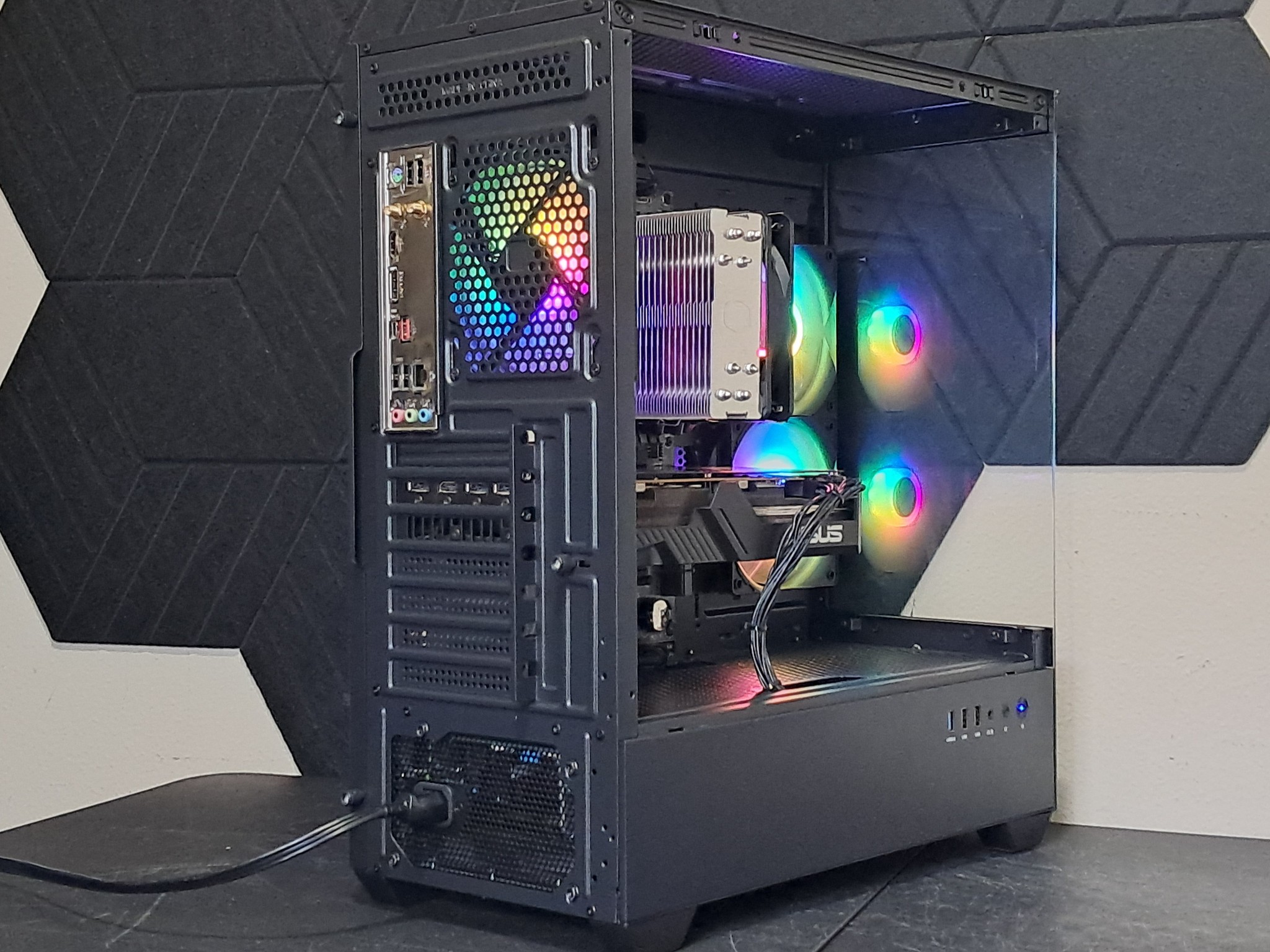 🐦‍🔥Awesome 1080p Gaming PC🐦‍🔥Full PCIe 4.0 | RX 5700 XT | i3-12100 | 1TB SSD | Built-in WiFi