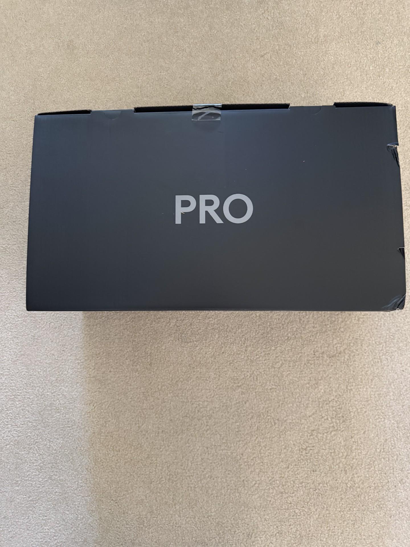 Excellent PC Version Logitech G PRO Direct Drive Wheel, Base, and PRO Load Cell Pedals Bundle