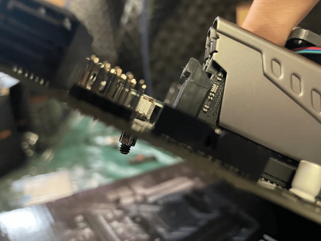 Ryzen 3 3200G + A320M/AC Motherboard