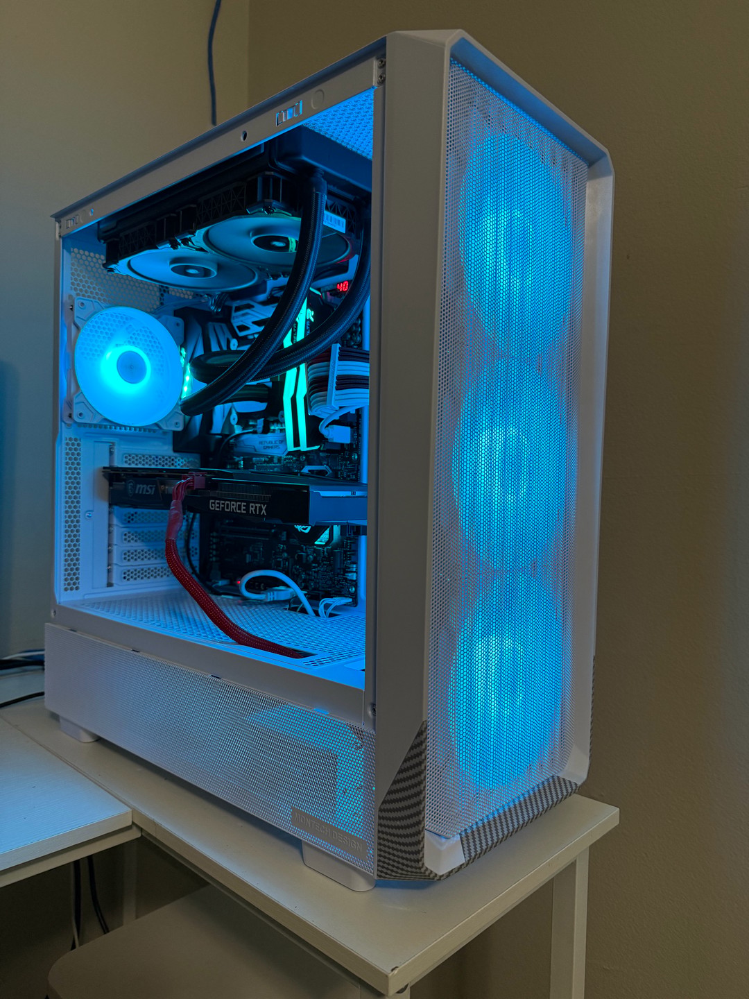 I7 8700k / RTX 3060 Ti / 16gb RAM/ 1tb SSD 2tb HDD | Jawa