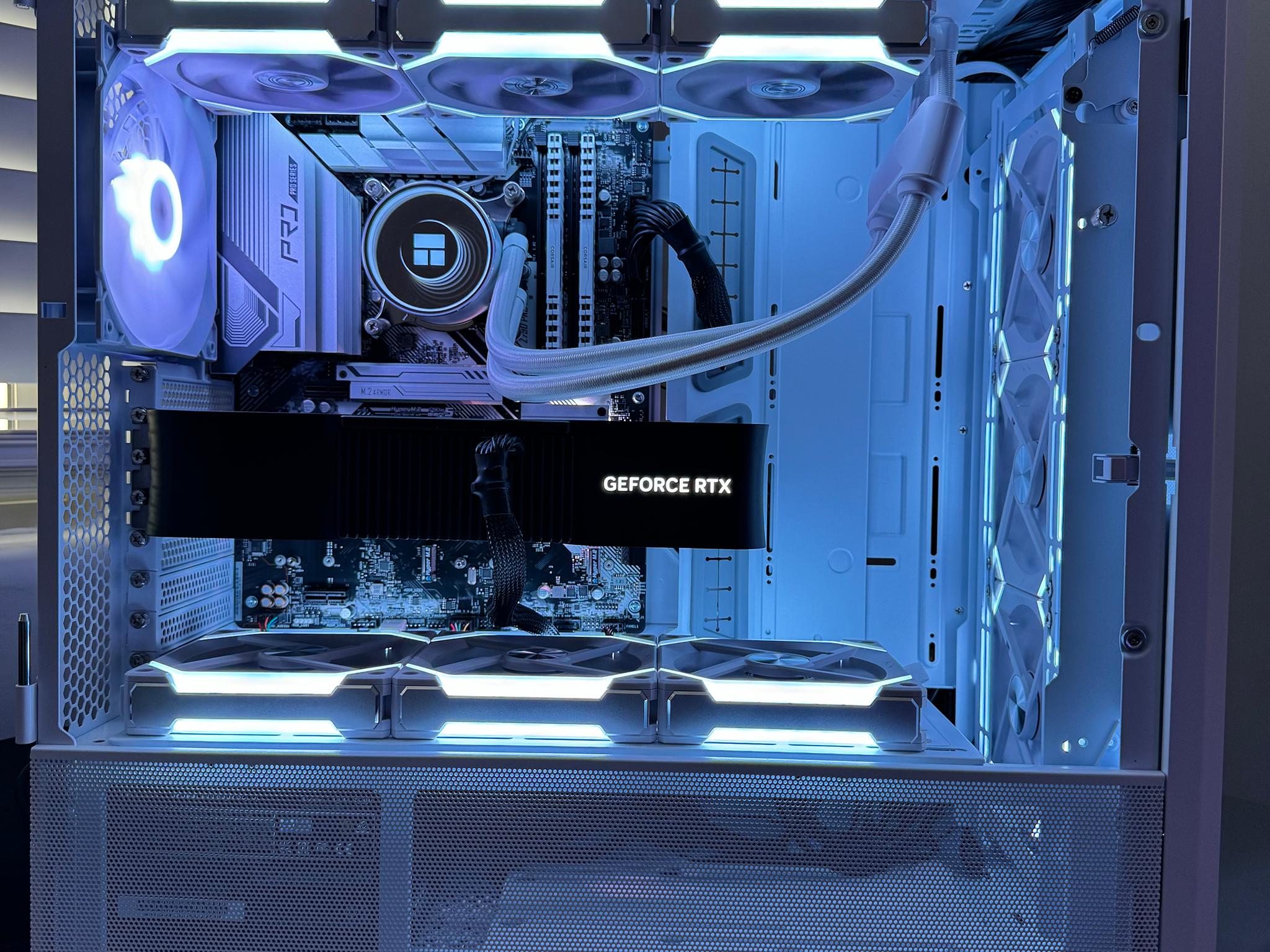 RTX 4080 SUPER | Intel i5 12600K | 16GB DDR4 | ❄️ Snow Storm ❄️| FRESHLY BUILT