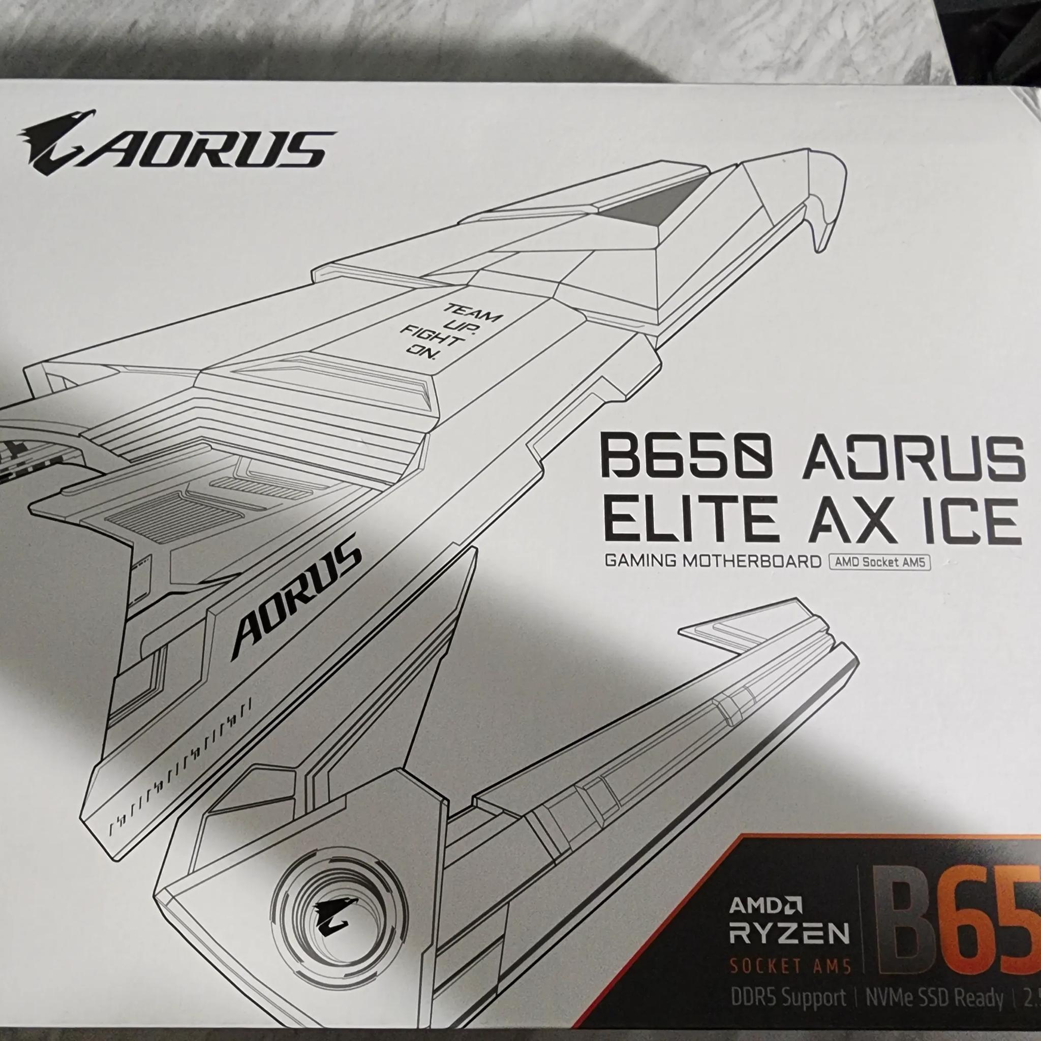 Gigabyte Auros B650 Elite AX Ice, ryzen 9700x, 32gb Gskill DDR5 6000 MHz combo