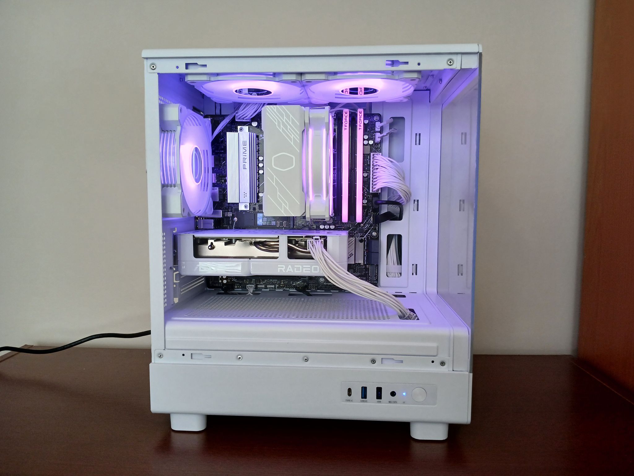 Snow White 1440P | RX 9060XT 16GB | Ryzen 5 7600X | 16GB RAM