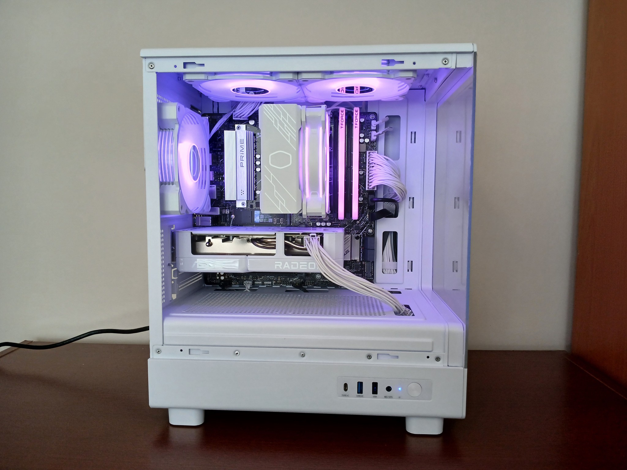 Snow White 1440P | RX 9060XT 16GB | Ryzen 5 7600X | 16GB RAM