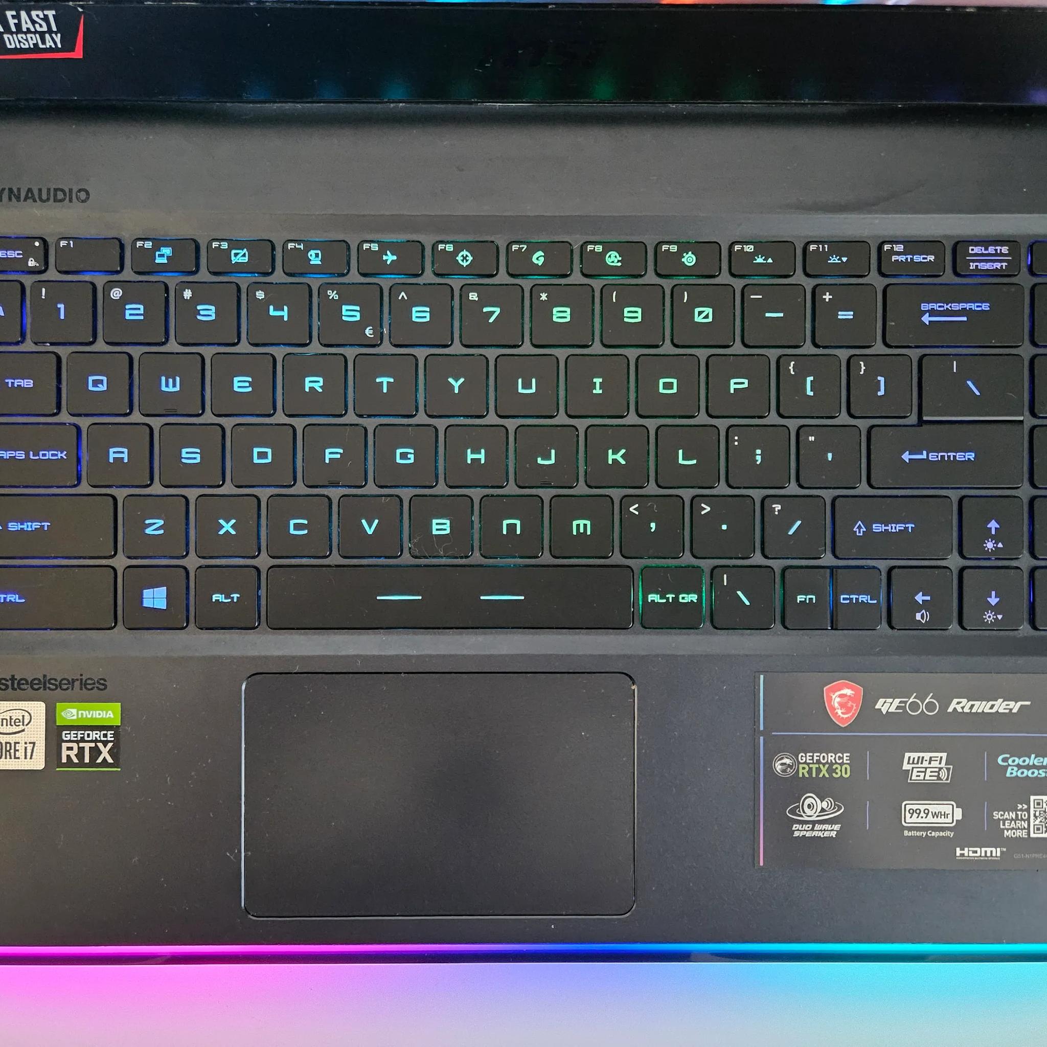 MSI GE66 Raider 15.6" 240Hz i7-10750H 32GB RAM 1TB SSD RTX 3070 Laptop