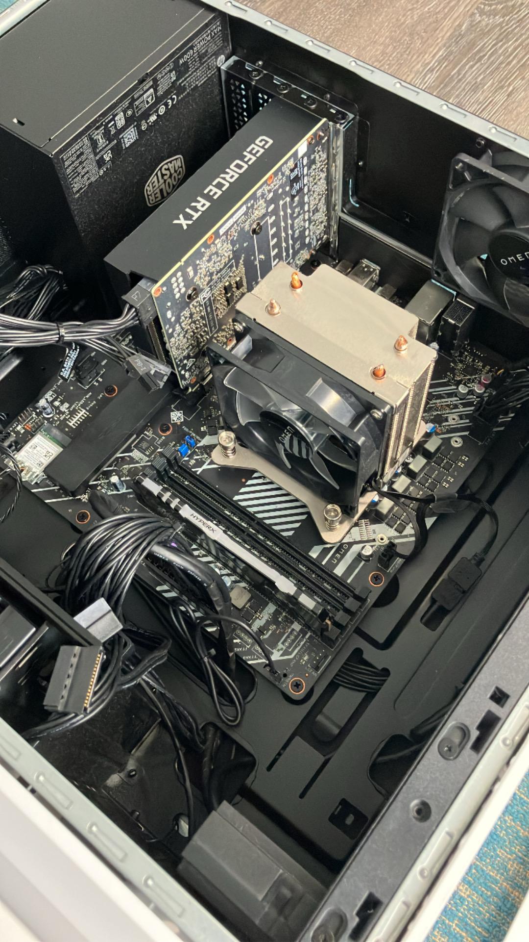 OMEN 25L Gaming Desktop | AMD Ryzen 5 5600G | GeForce RTX 3050 OEM