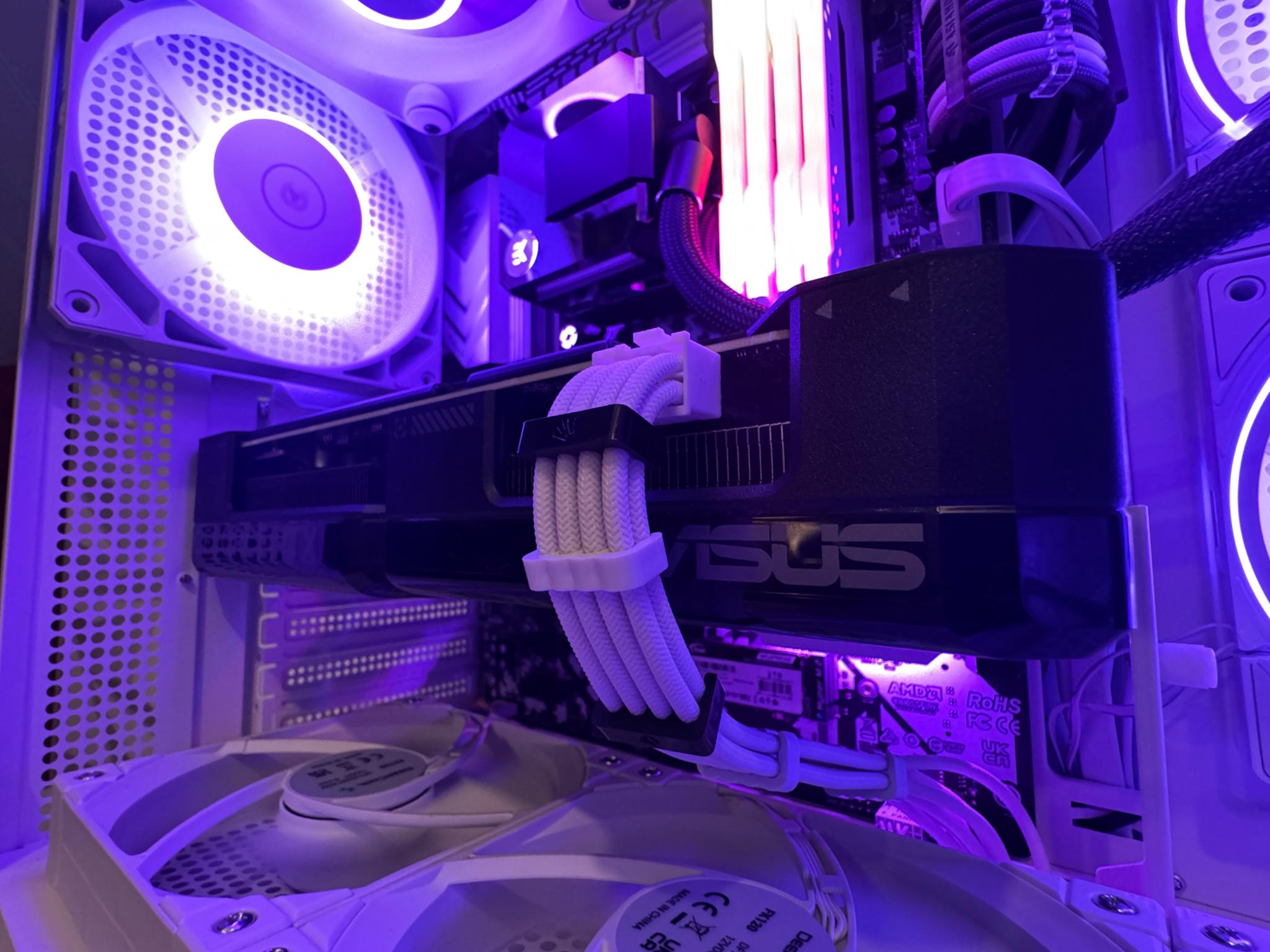 🌌🐰|High-end Gaming Pc| 12600kf, 4070, 32gb, 1tb, Wifi
