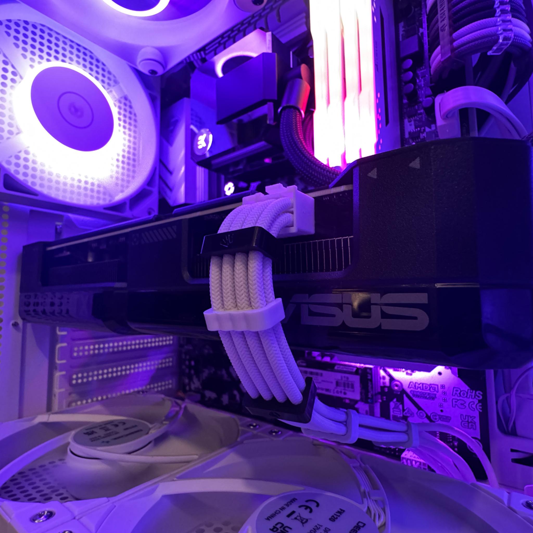 🌌🐰|High-end Gaming Pc| 12600kf, 4070, 32gb, 1tb, Wifi