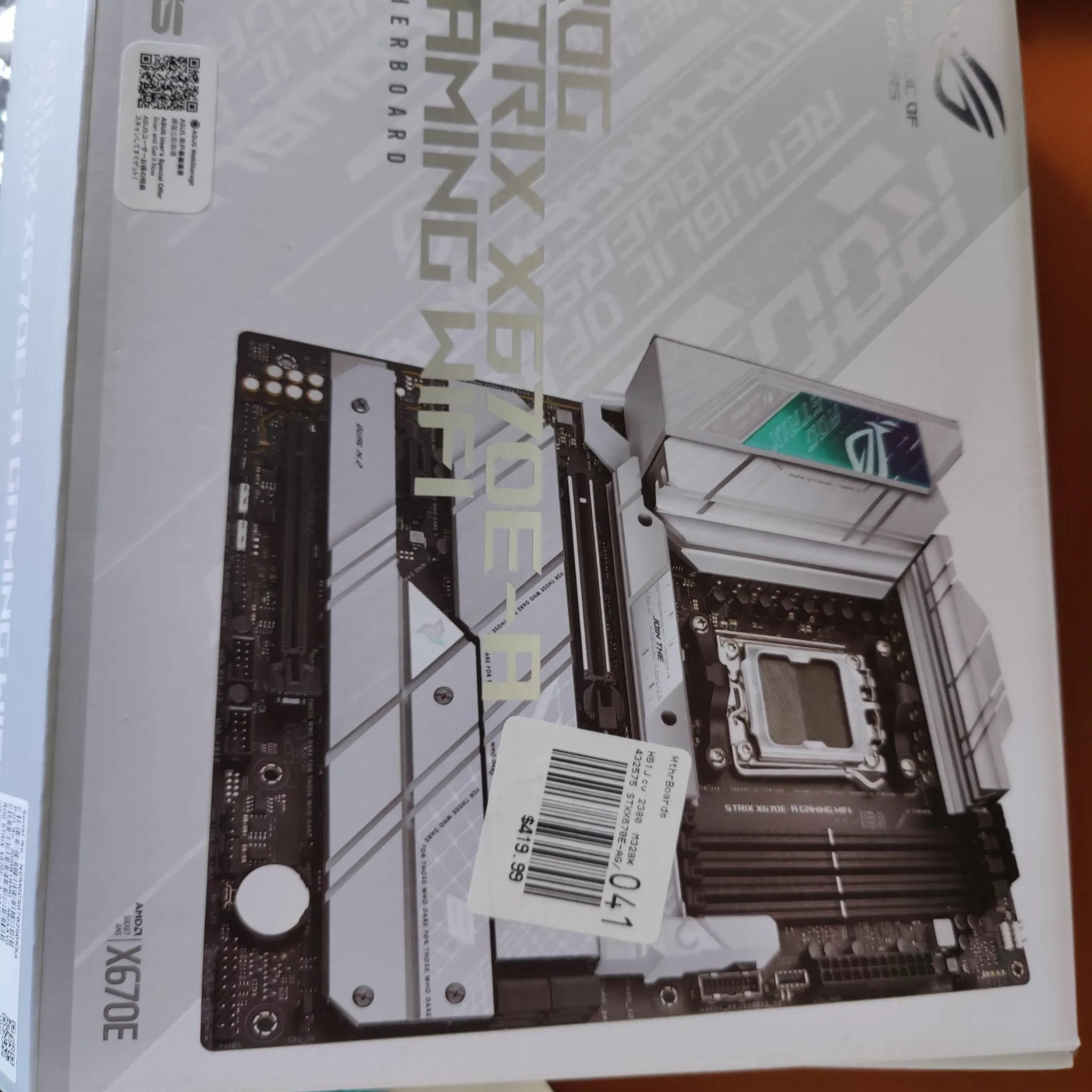 Asus strix X670e -A