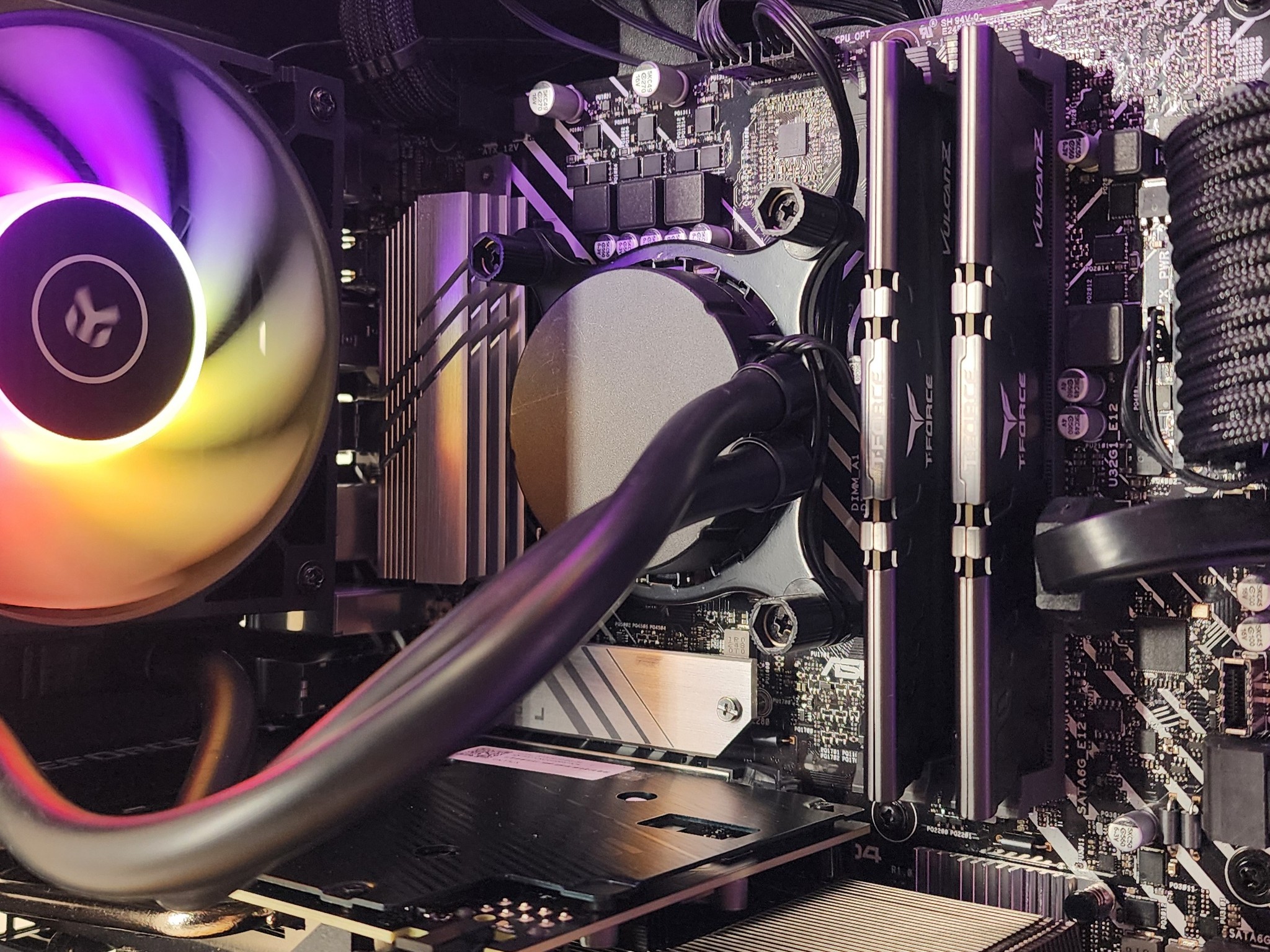 Gaming PC i5-12600KF 32GB RAM 1TB SSD RTX 3070 8GB Windows 11 Computer