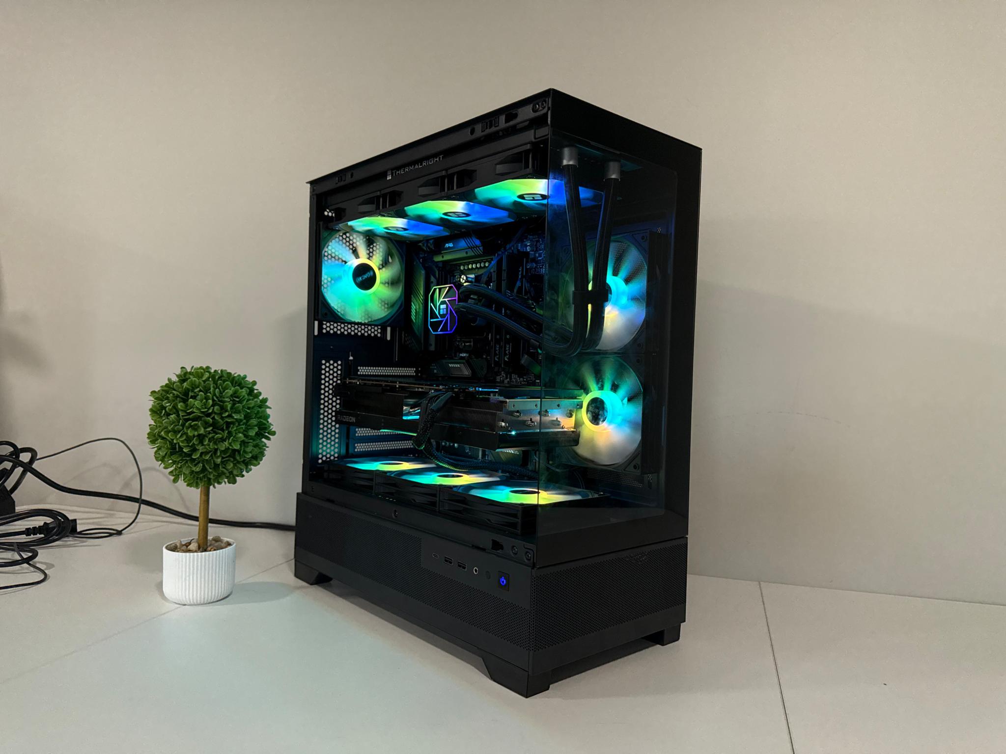 Insane 7900 XTX 4K Gaming PC (Ryzen 9 7950 X3D)