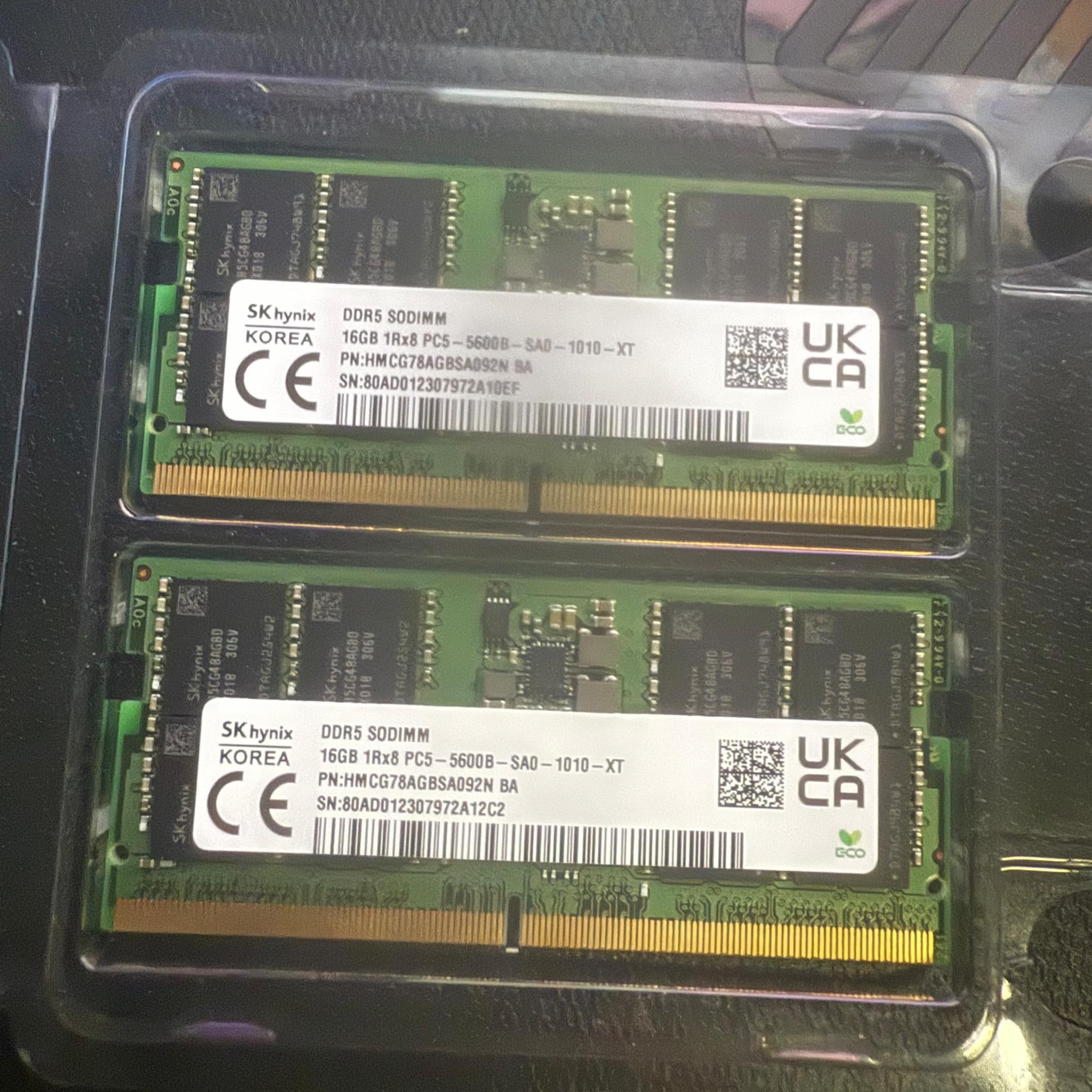 SKhynix DDR5 SODIMM 16GB x 2 5600mhz