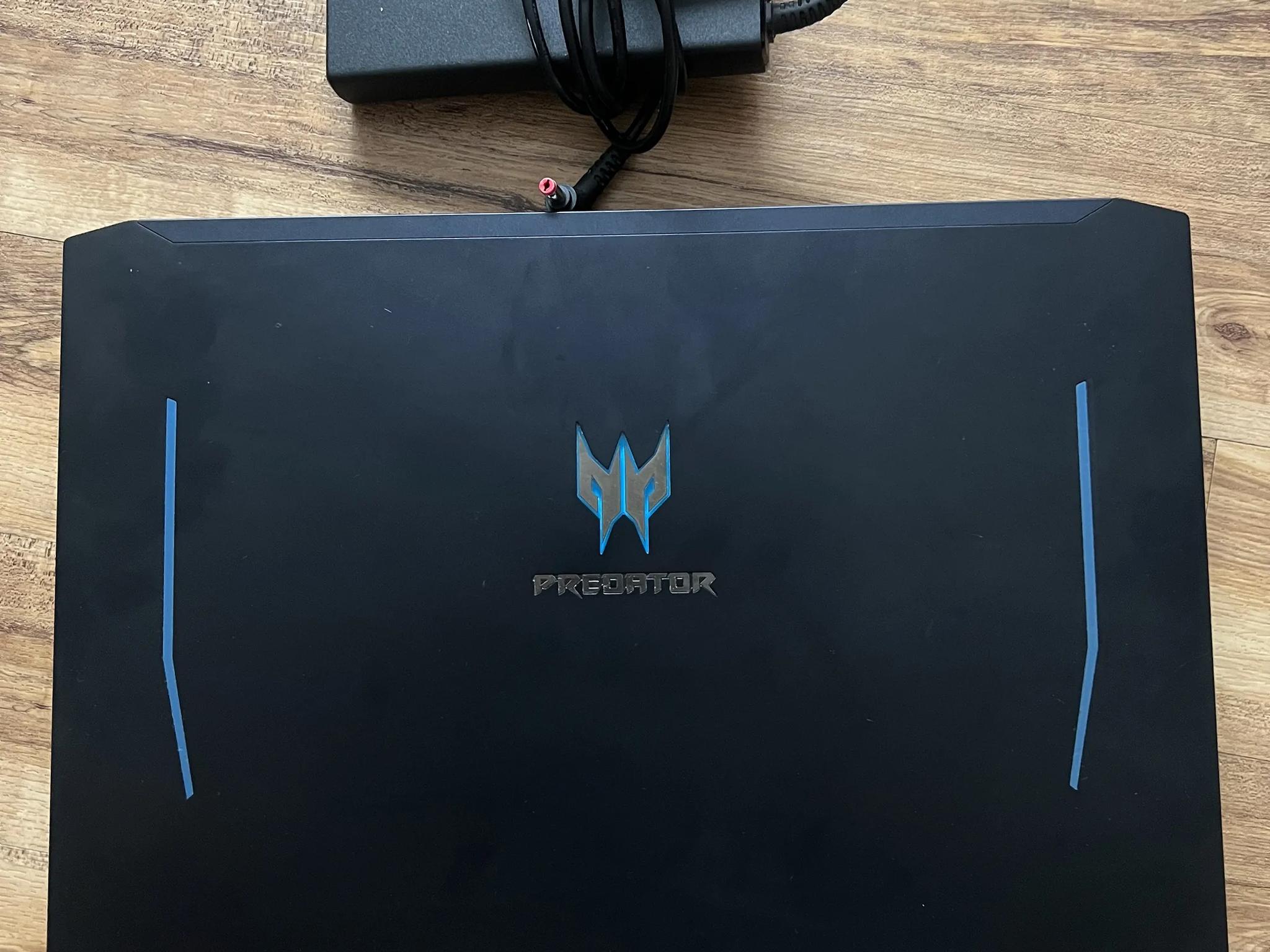 Acer Predator Helios 300 Gaming Laptop Combo Deal (include Xbox Controller and KIZUNA Laptop Case