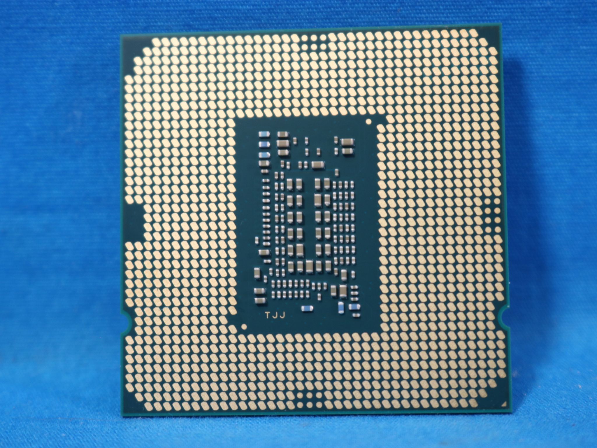 Intel Core i5-10400 2.90GHz Socket LGA1200 Hexa-Core Desktop CPU SRH3C