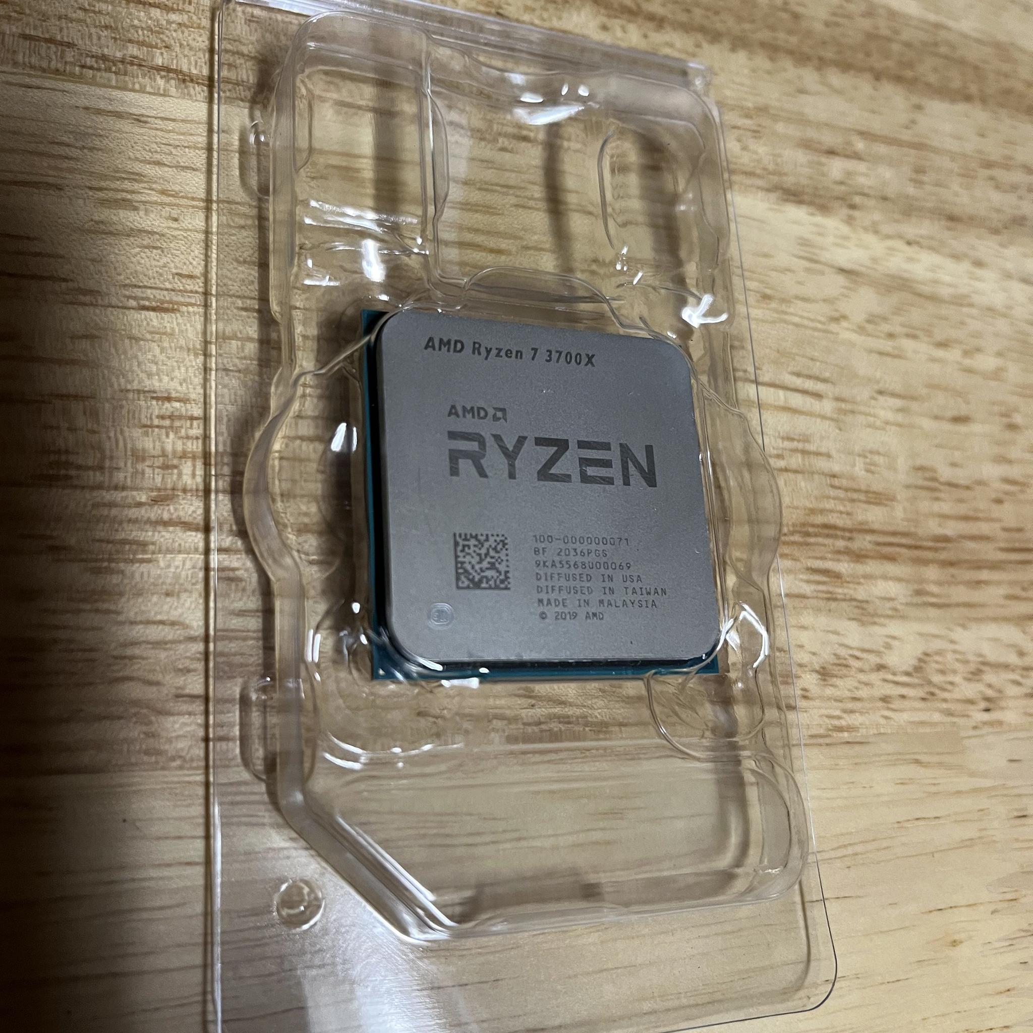 Used: AMD Ryzen 7 3700X w/Wraith Prism Cooler