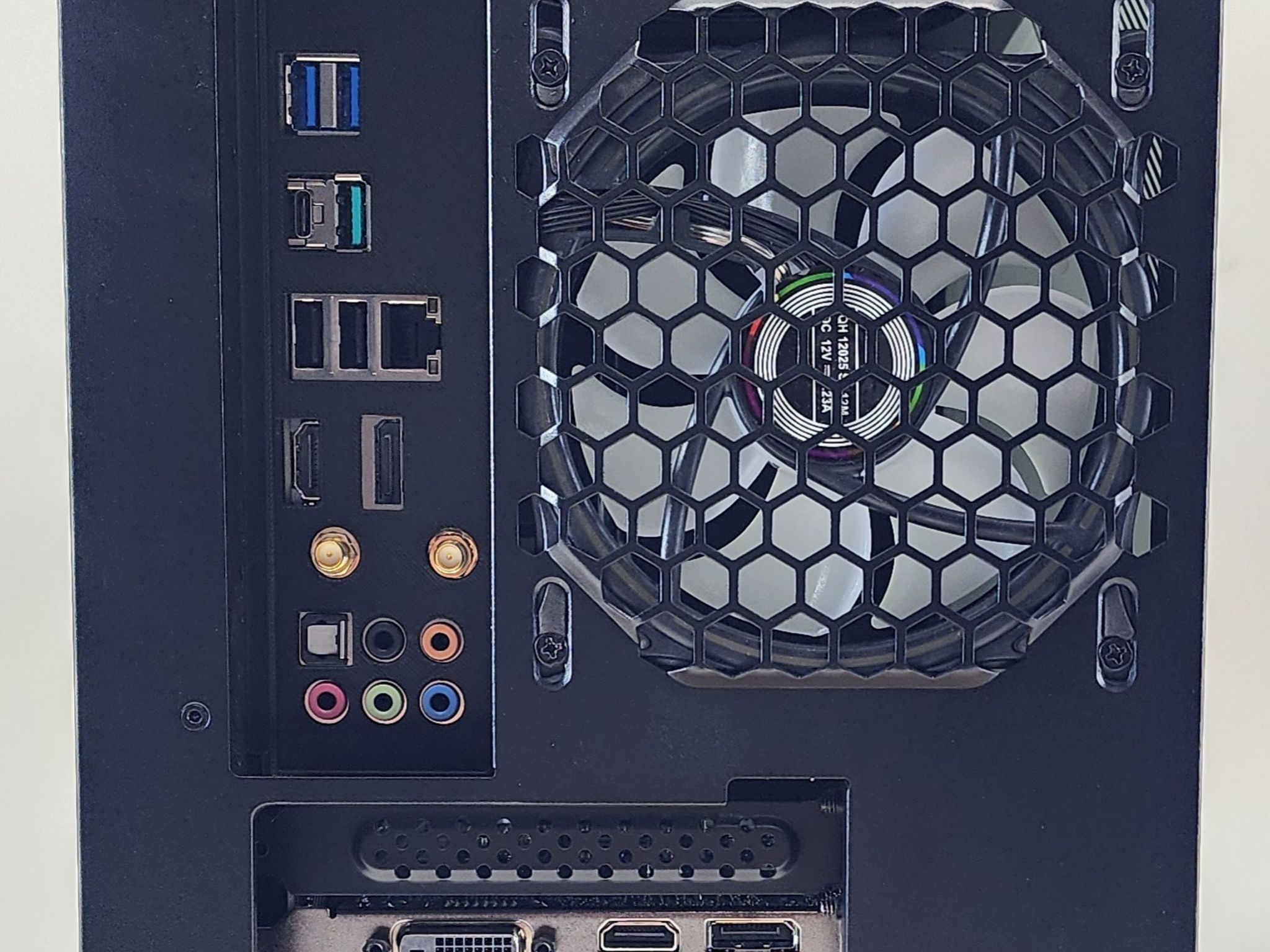 Gaming PC Ryzen 7 4700GE 32GB RAM 1TB SSD GTX 1650 SUPER 4GB Windows 11 Computer