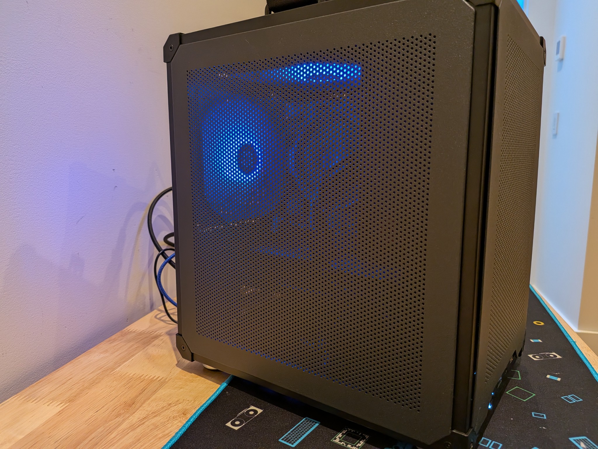 1080p Steam Duke - RX 7600, Ryzen 5 5500, 32 GB DDR4 RAM, 2 TB Gen 4 NVME, SteamOS