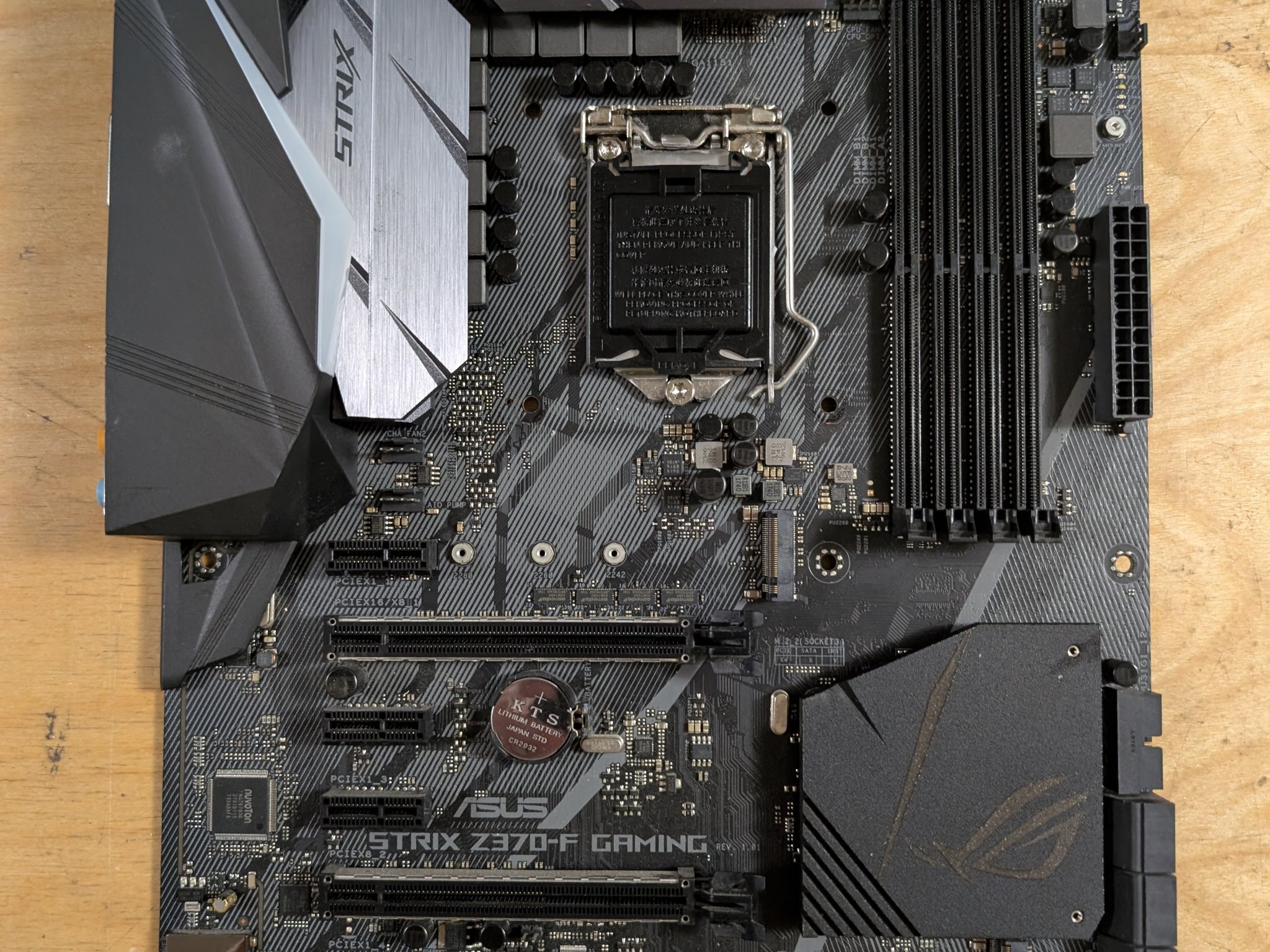 *PARTS* Asus Z370-F Gaming ATX