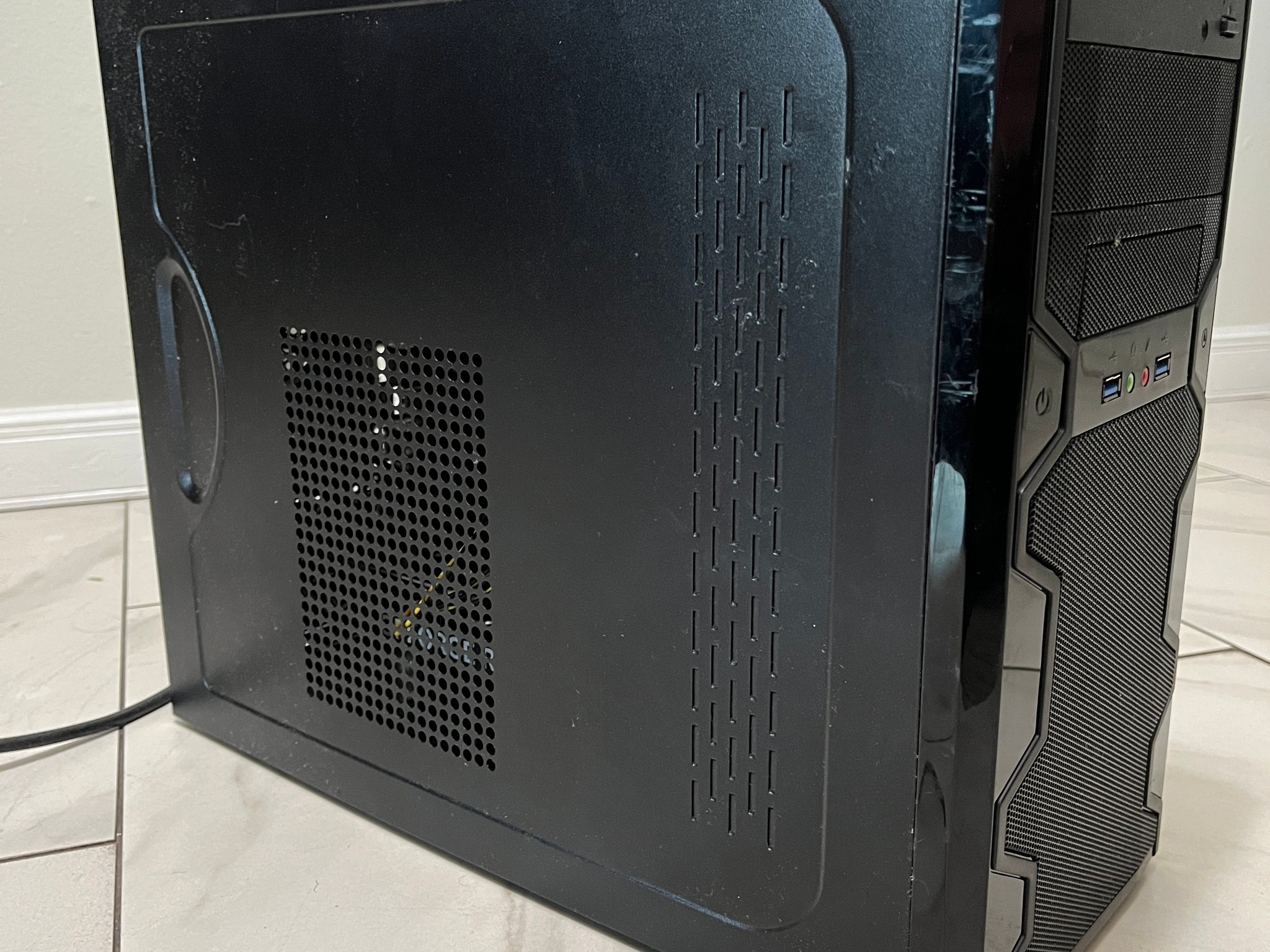 NVIDIA RTX 4060, Intel Core i7-9700, 16GB RAM, 500GB SSD - High FPS Gaming PC w/ Wi-Fi & BT