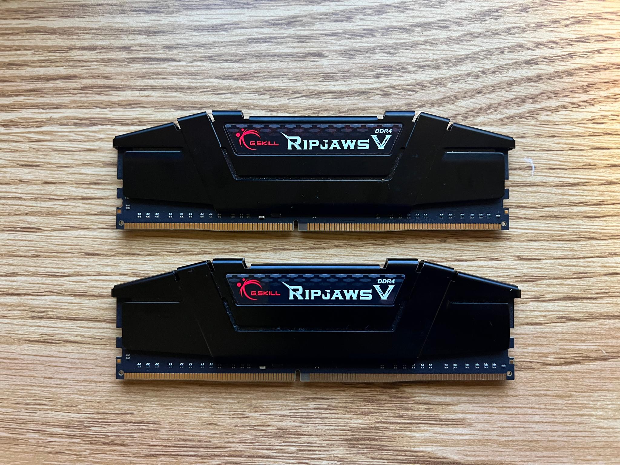 16GB (2x8GB) DDR4-3600MHz CL18 G.SKILL RAM Memory