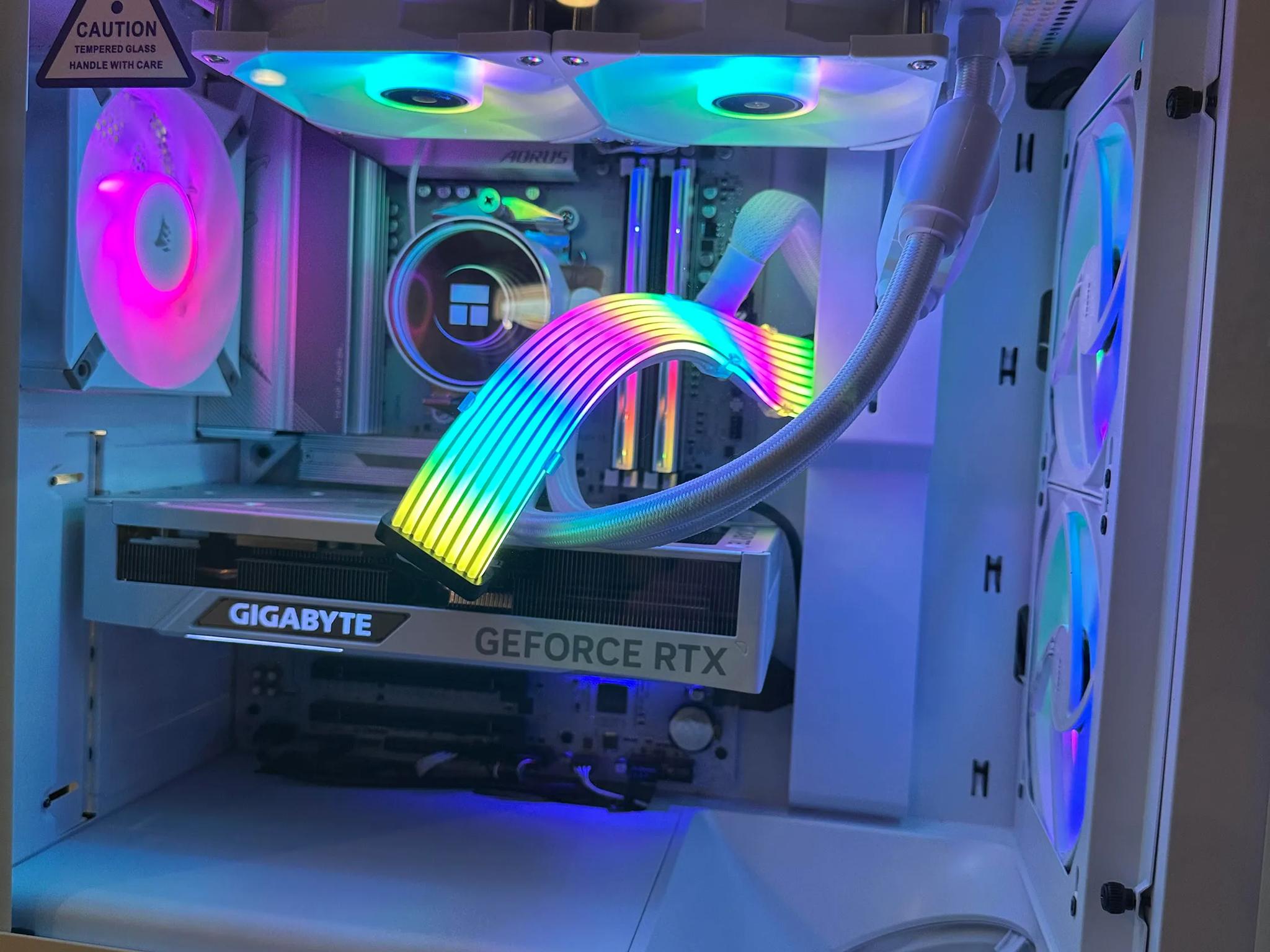 🧊White out🧊 4070 super, Ryzen 5 7600x, 32 Gb Ddr5 6000 MHz, 1 tb nvme ssd. PRICED TO SELL!