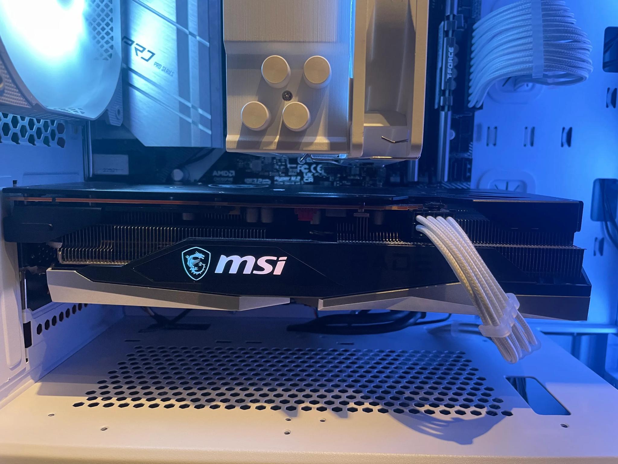 ‼️Budget‼️White PC Ryzen 5 5600 | RX 6600 XT 8 GB | Windows 11 Home | WIFI and Bluetooth!!!