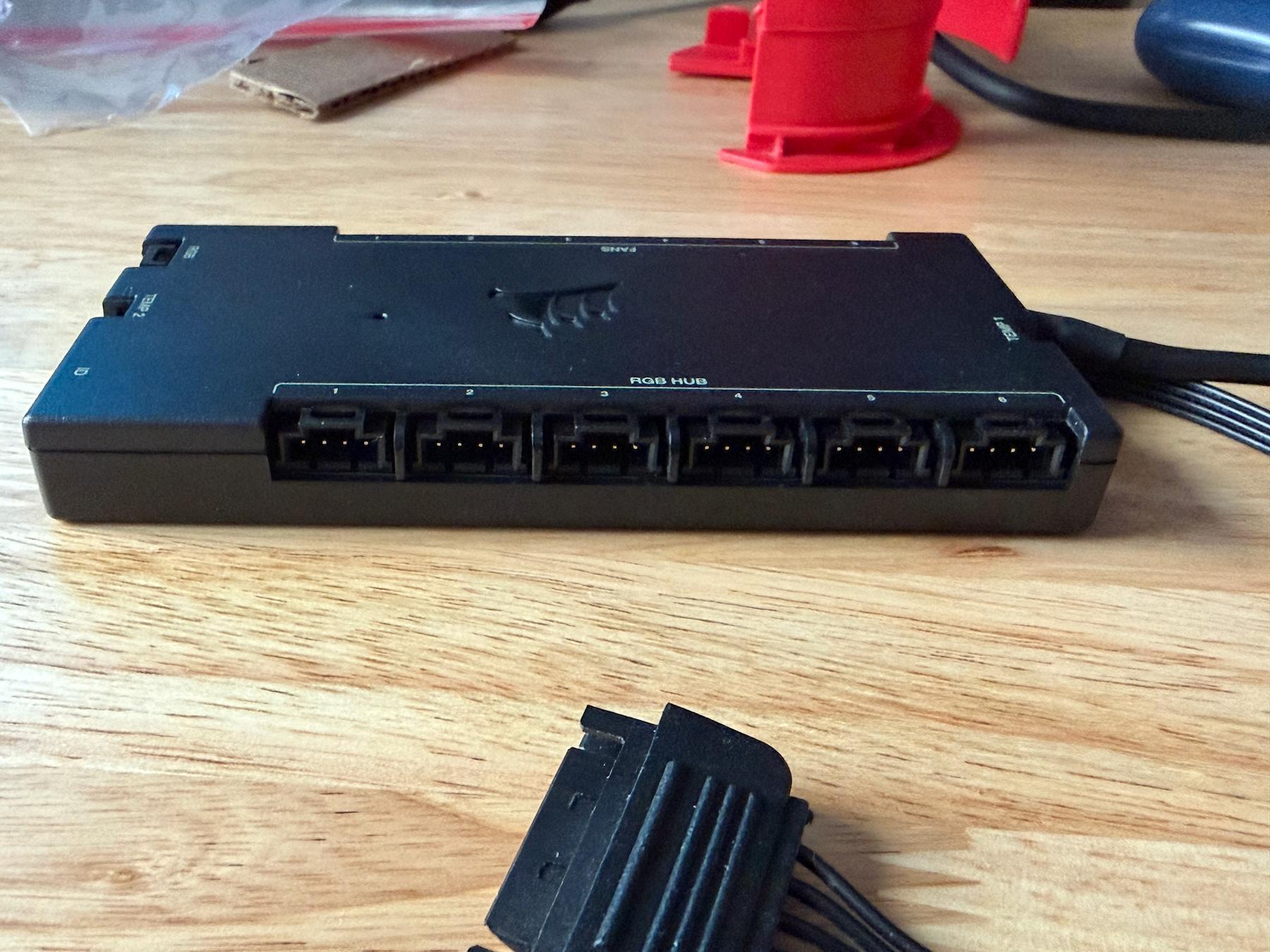 Corsair iCUE COMMANDER CORE XT