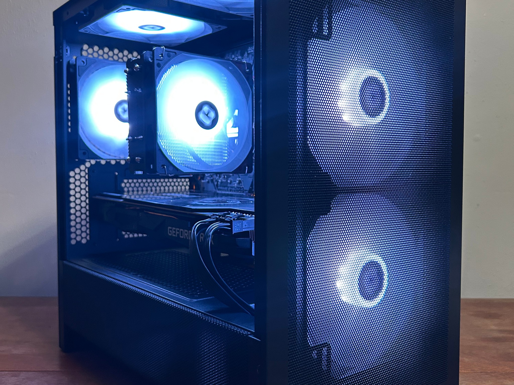 RTX 2070 | Ryzen 5 5500 | 16GB | 750W | 512Gb