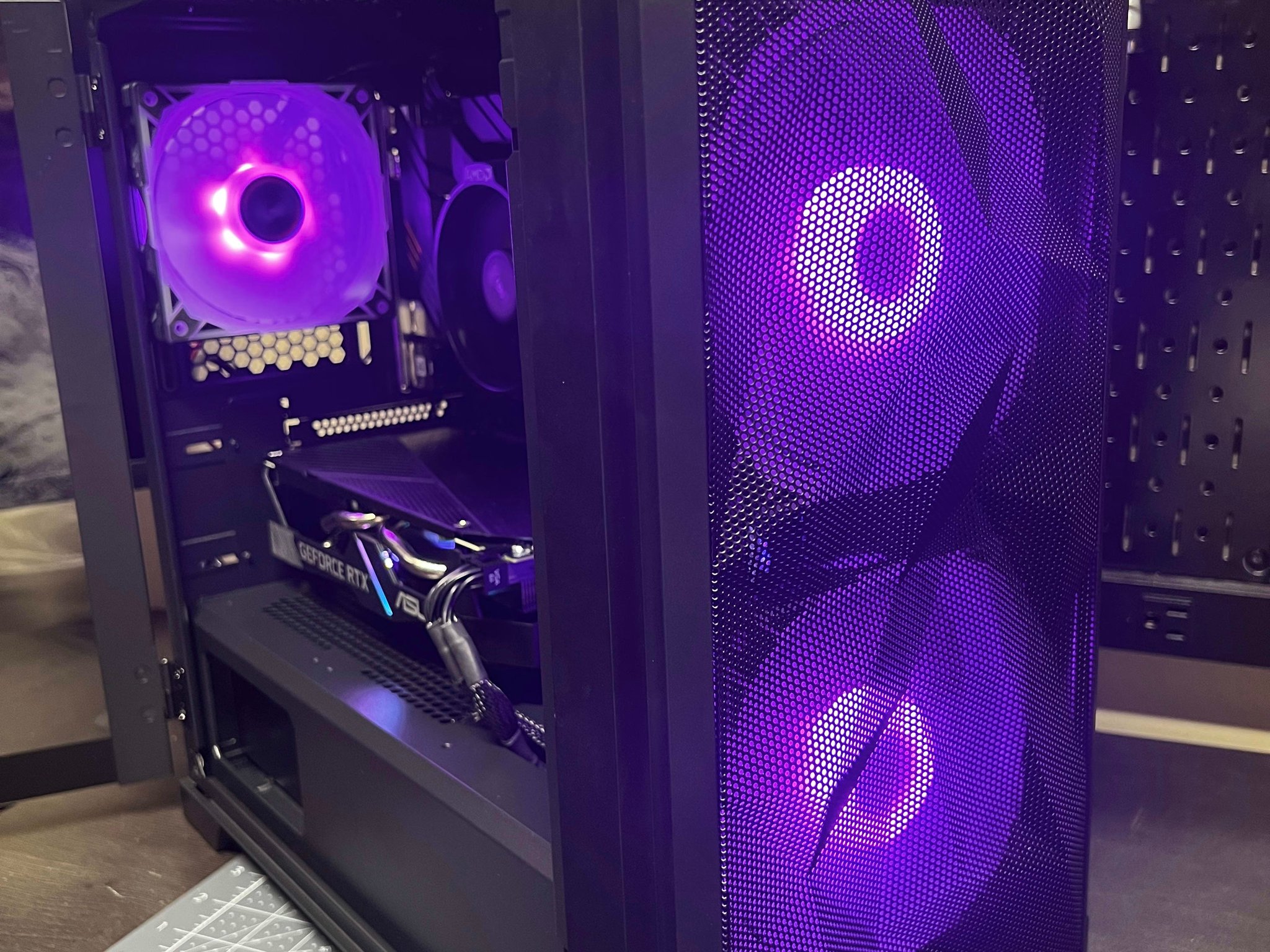 Mayhem || Ryzen 5 5600 + RTX 2060 12GB