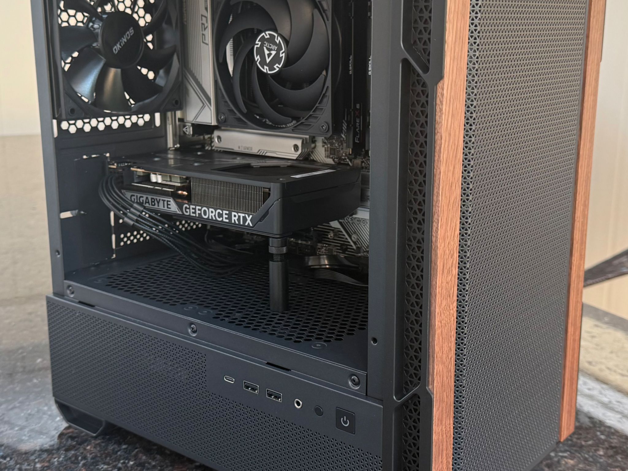 Ryzen 5 7600 1 TB SSD 32GB DDR5 RTX 5060 8 GB. ALL NEW parts!