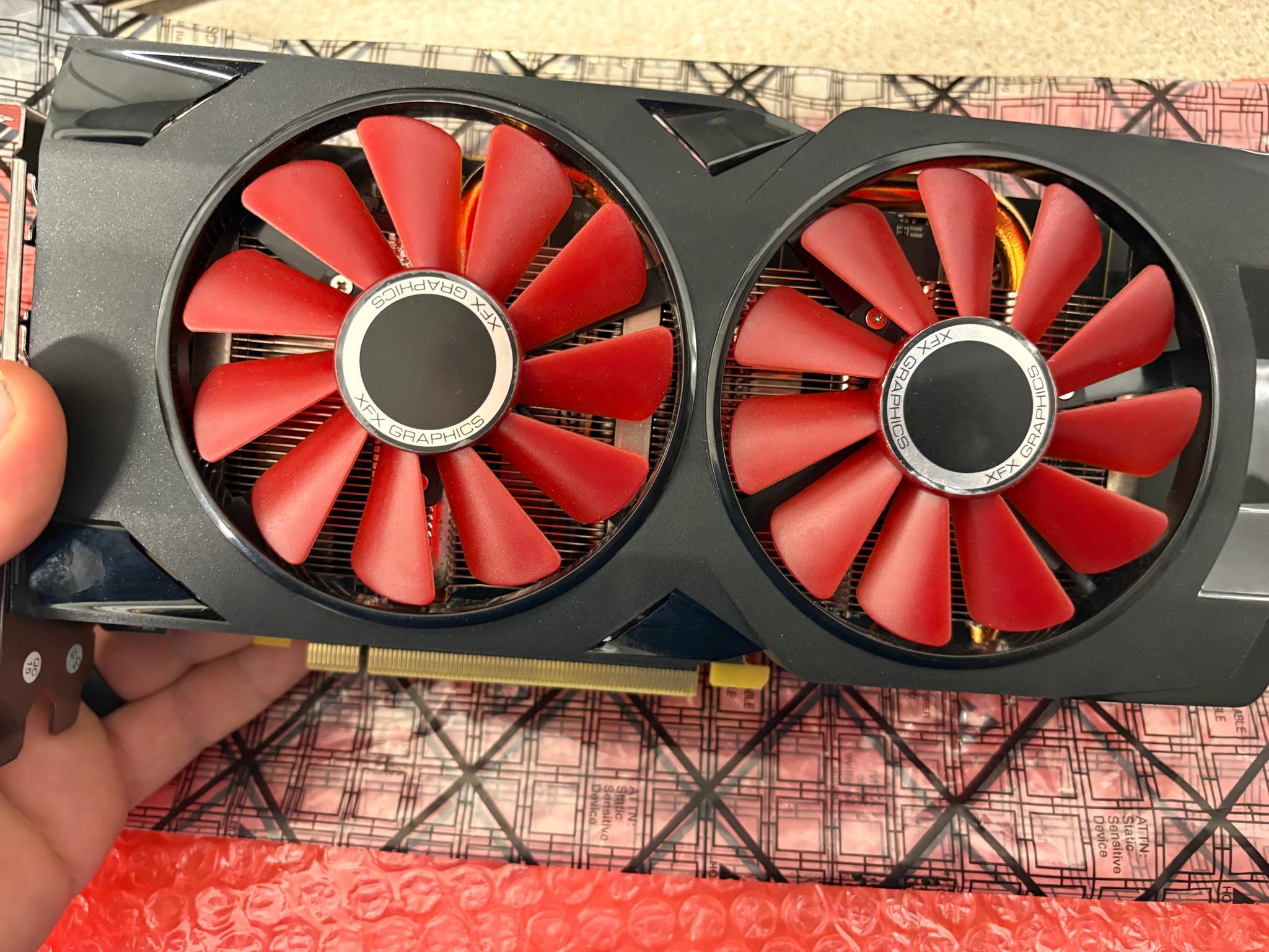 AMD Radeon RX 570 - Image 1
