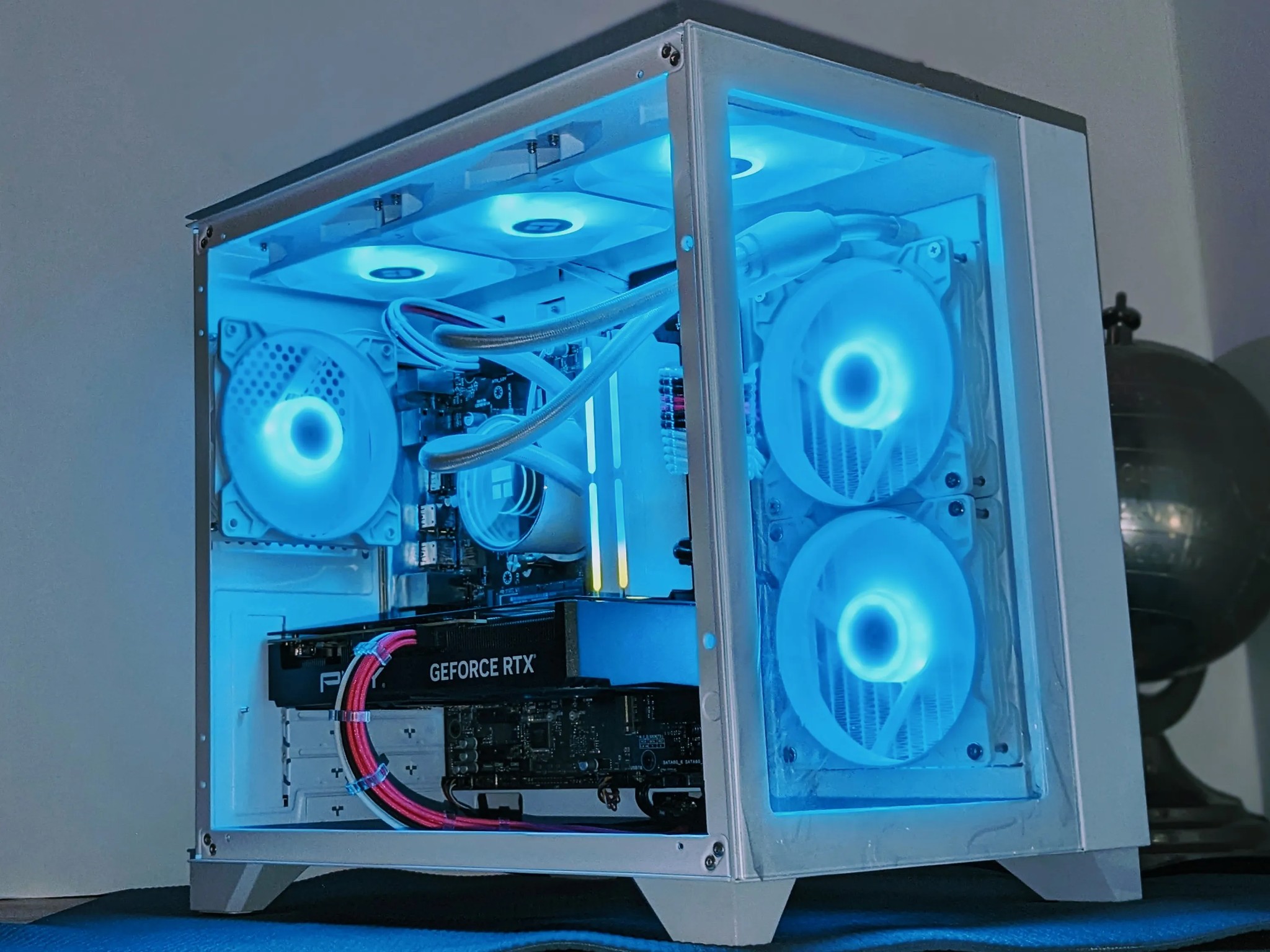 (Liquid🌊Cooled) RTX 4070 12GB| I7-11700F| 32GB Ram(DDR4)| 1TB Samsung NVMe/SSD| Windows 11