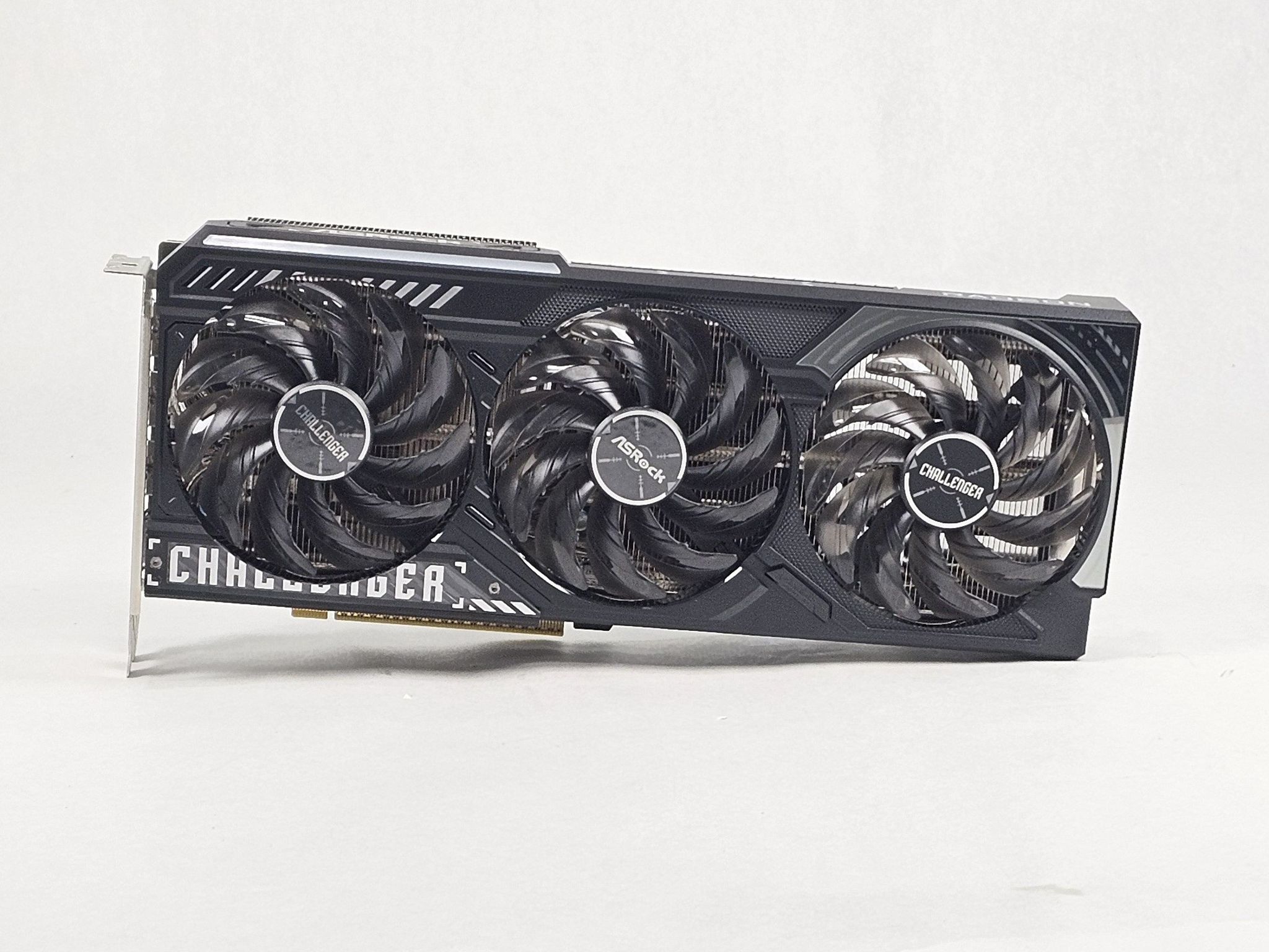 RX 9070 XT ASRock Challenger 16GB