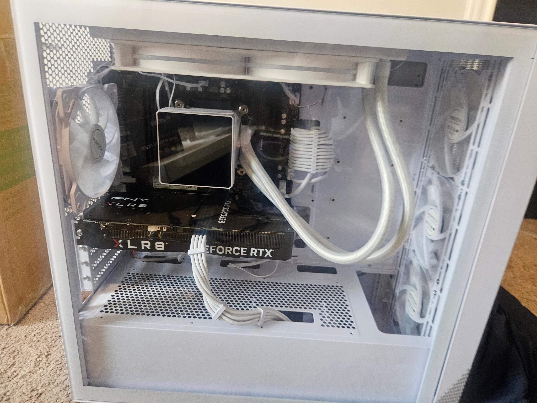 White Panda Gaming PC RTX 4060 Ti OC Ryzen 5 7500X3D 1TB NVMe DDR5 RGB