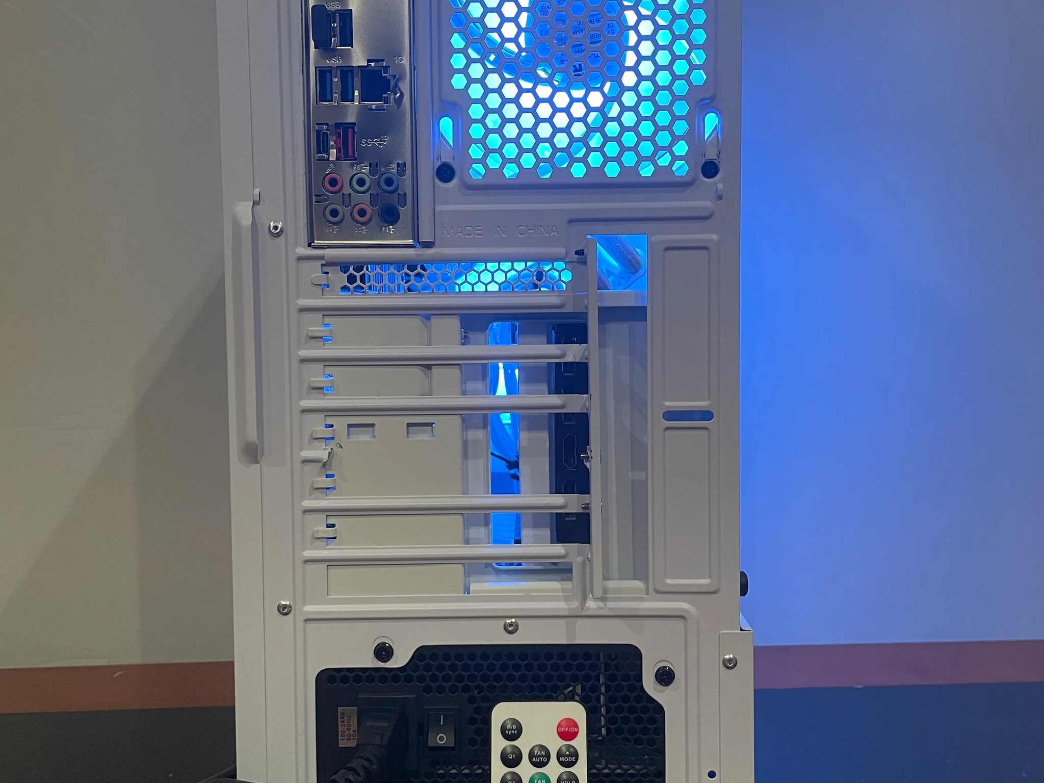 Ryzen 5 5600 + RX 6700XT Gaming PC | 1440p Capable | White Aesthetic