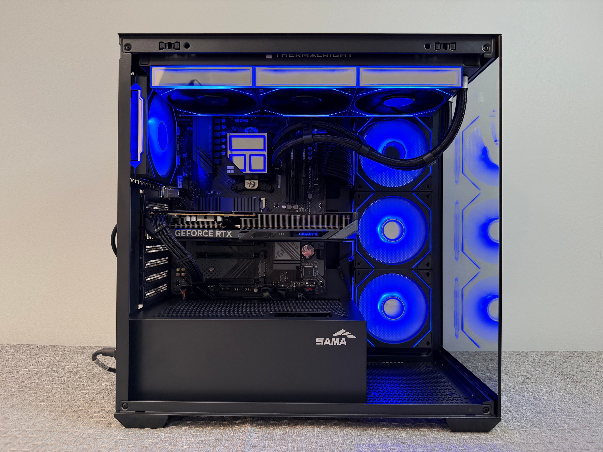 RTX 5060 8GB OC • RYZEN 5 5600 • B550 WIFI • 16GB DDR4 • 512GB SSD • 360MM AIO NEW CUSTOM GAMING PC